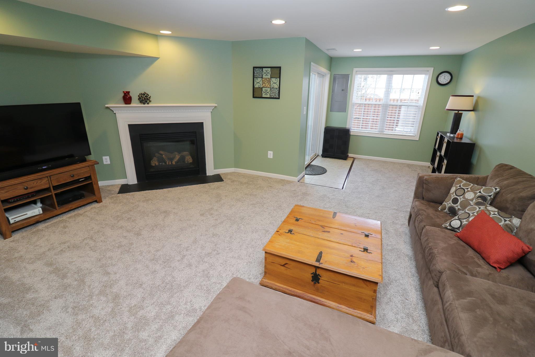 STRATSHIRE CROSSING - Residential