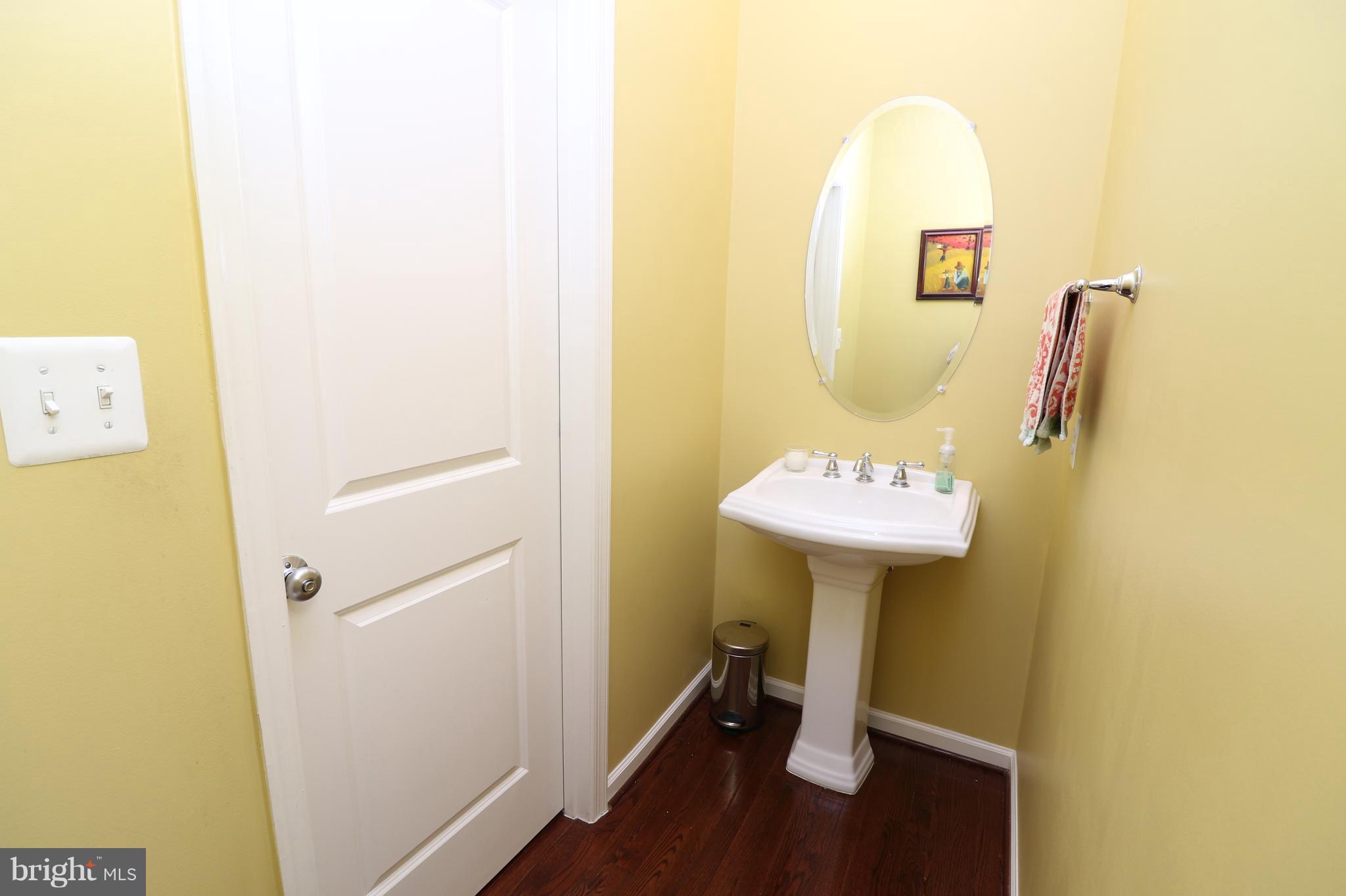 STRATSHIRE CROSSING - Residential