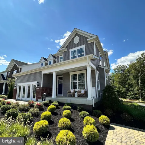 MLS: MDCH2056188