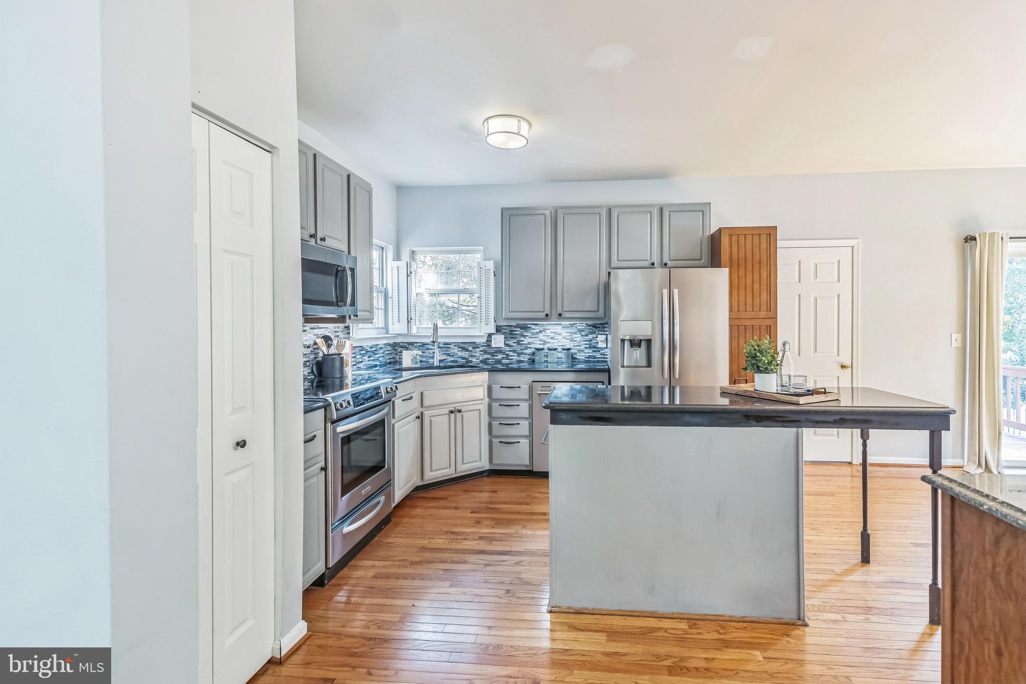 GRANDE VIEW PARK - Residential