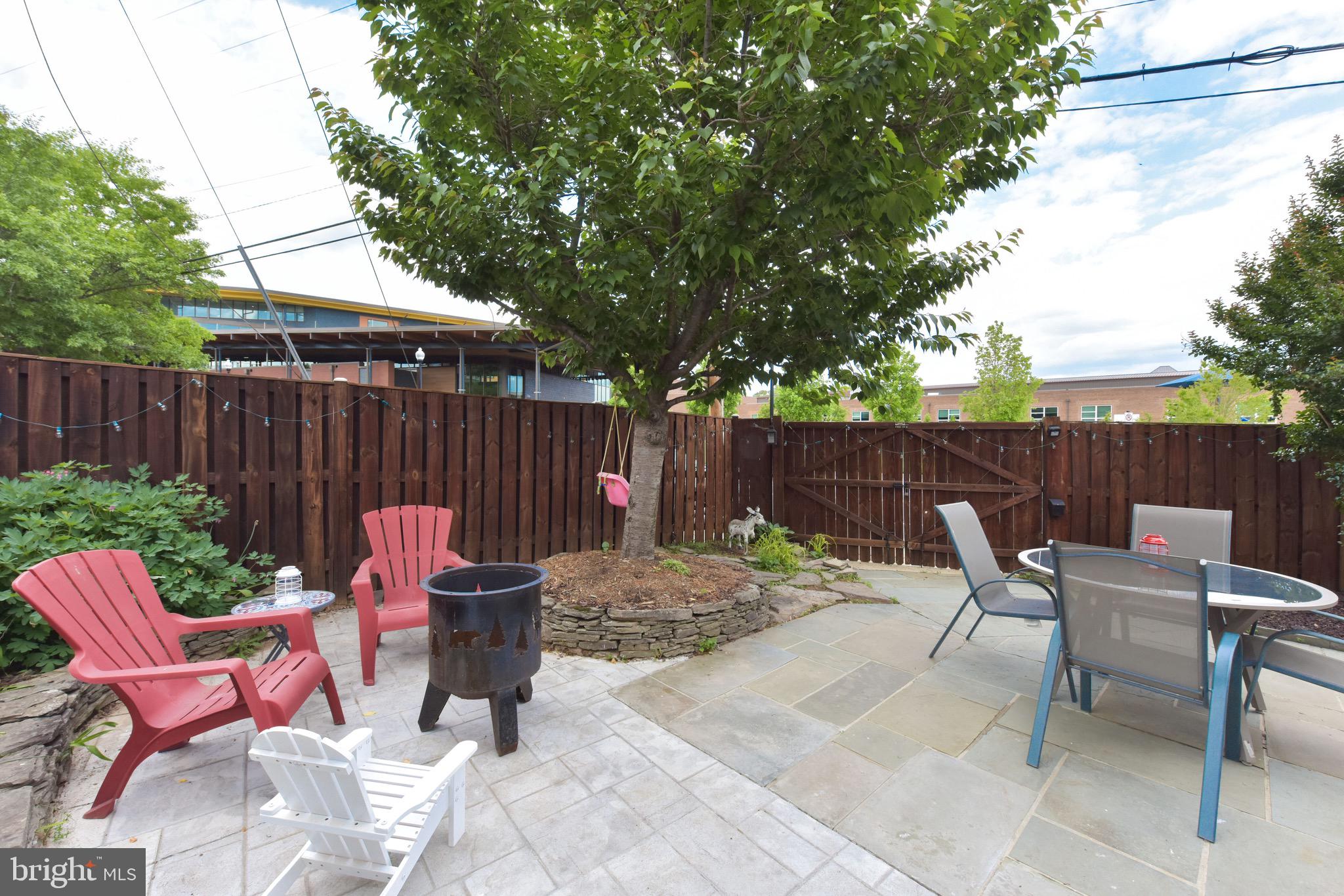 GLEBE MANOR - Residential