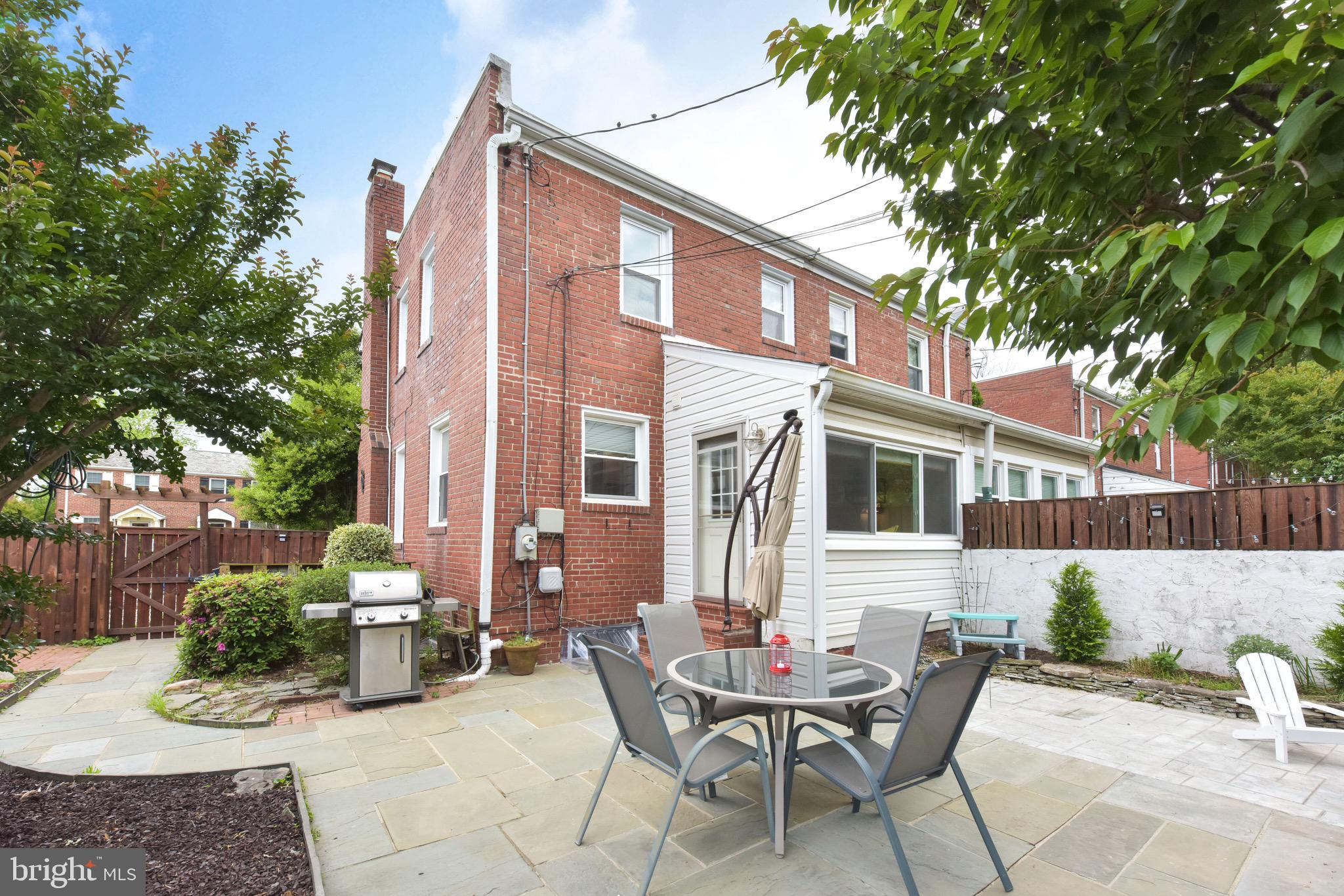 GLEBE MANOR - Residential