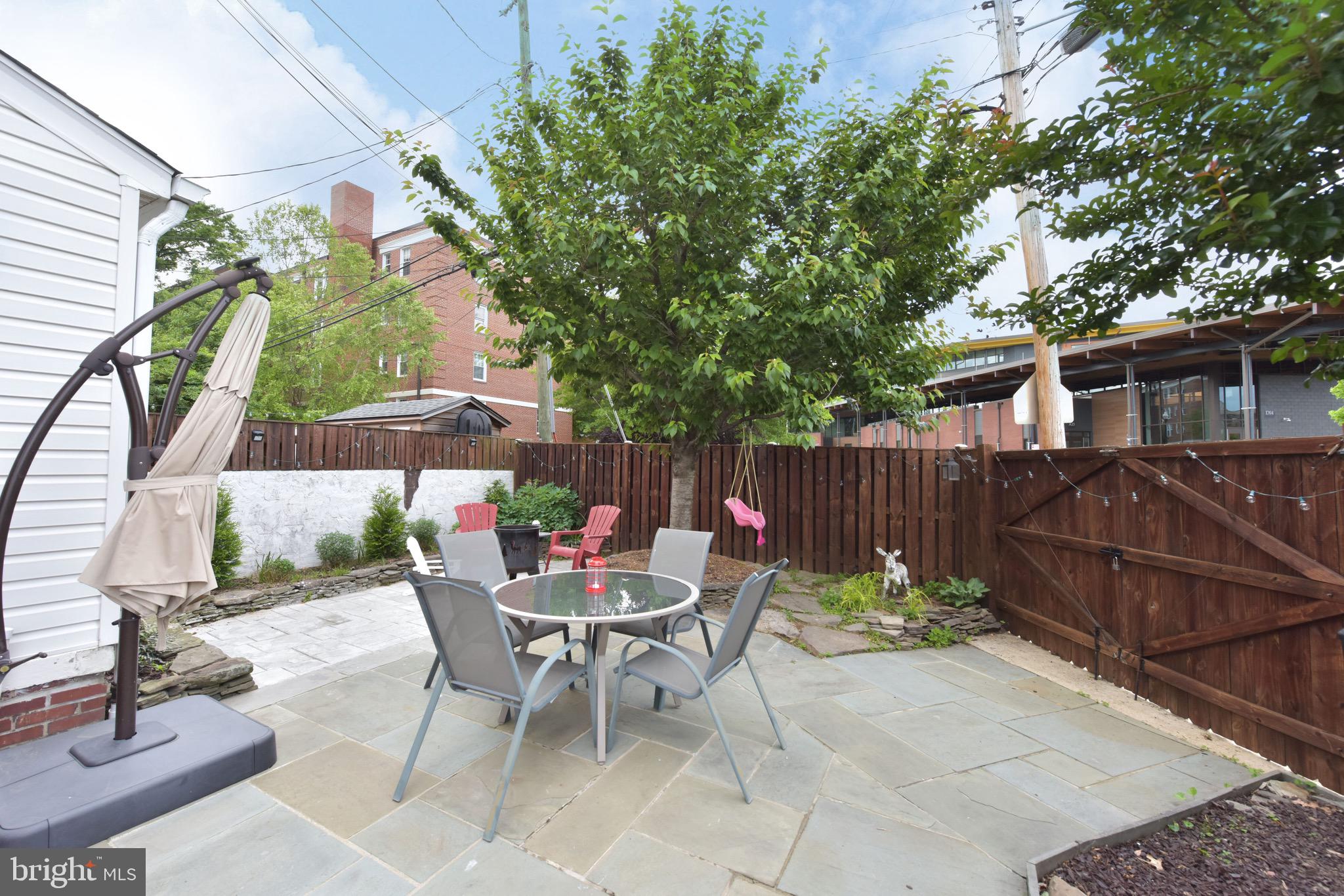 GLEBE MANOR - Residential