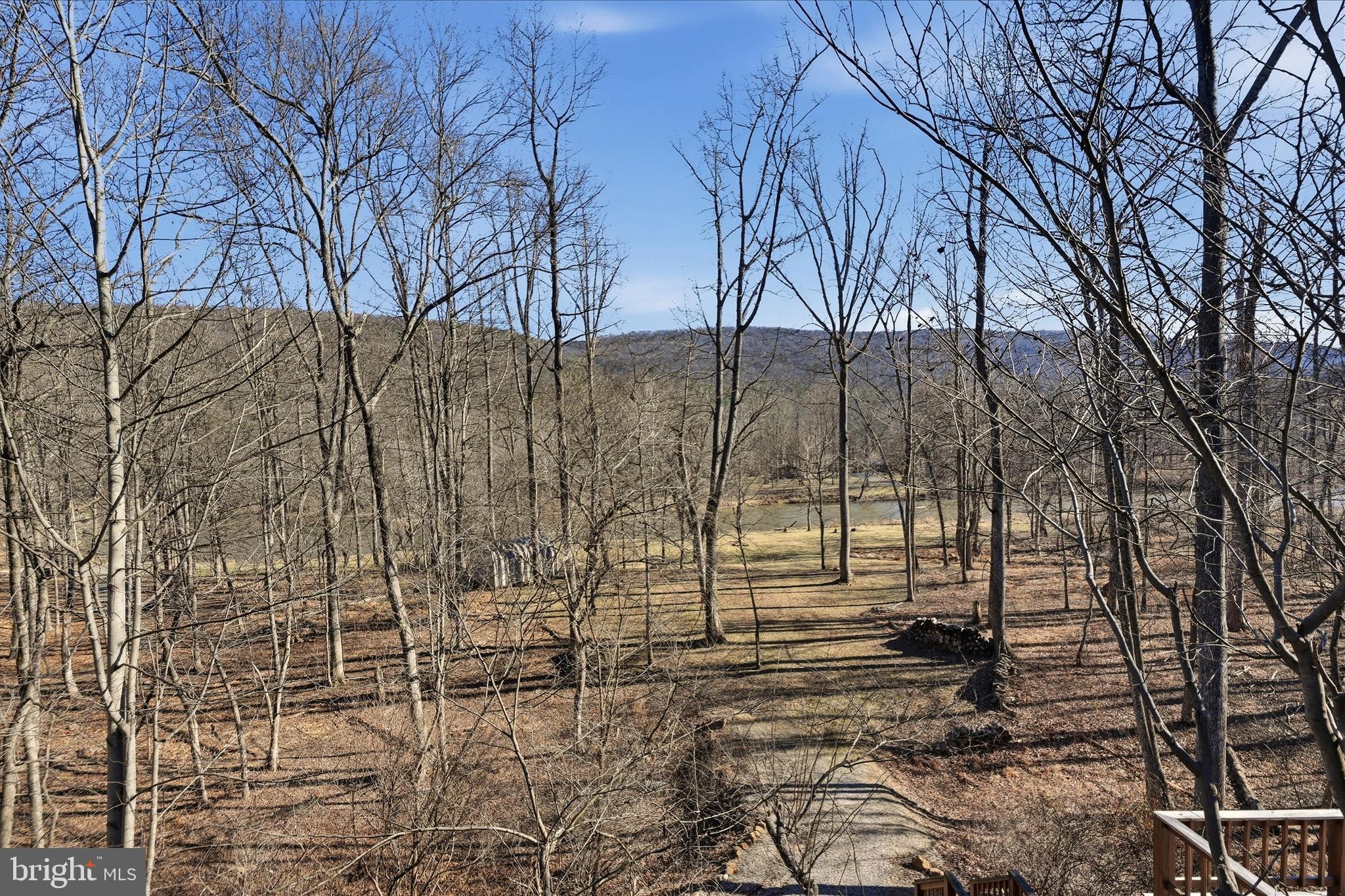 3 RUNNING WATERS WAY