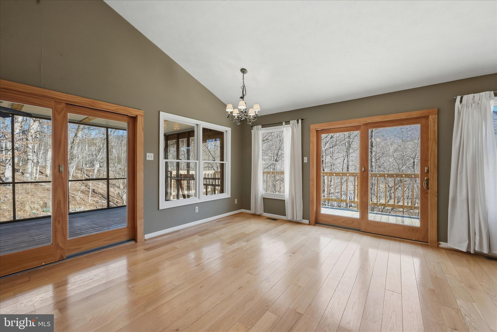 CACAPON RIVER RAPIDS - Residential