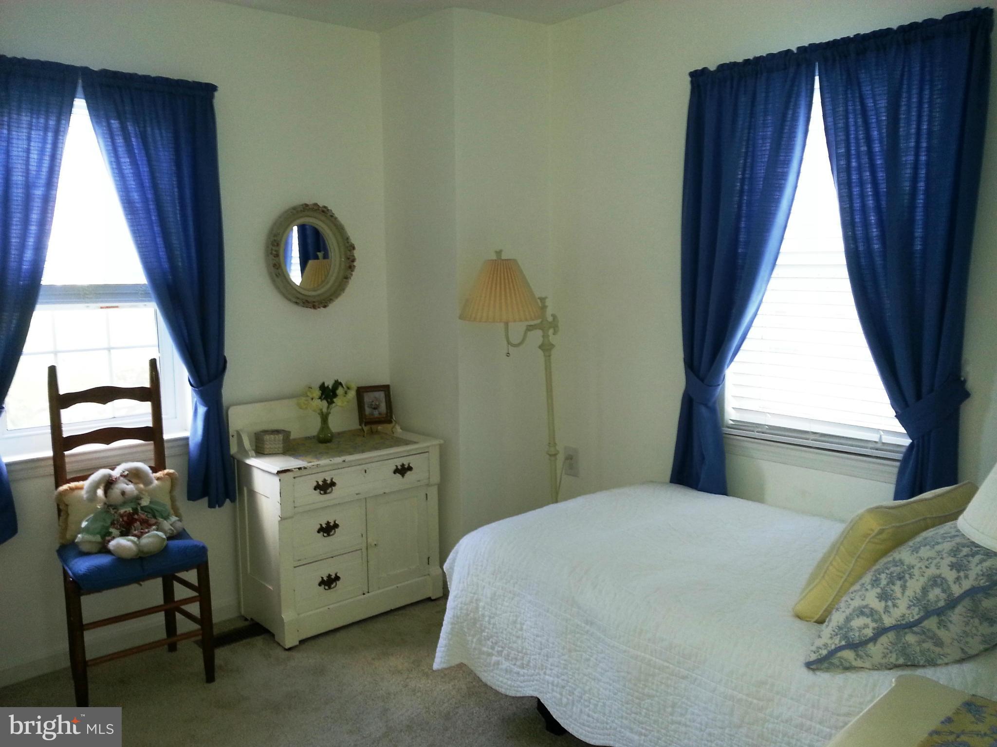 LAKE RIDGE - Residential