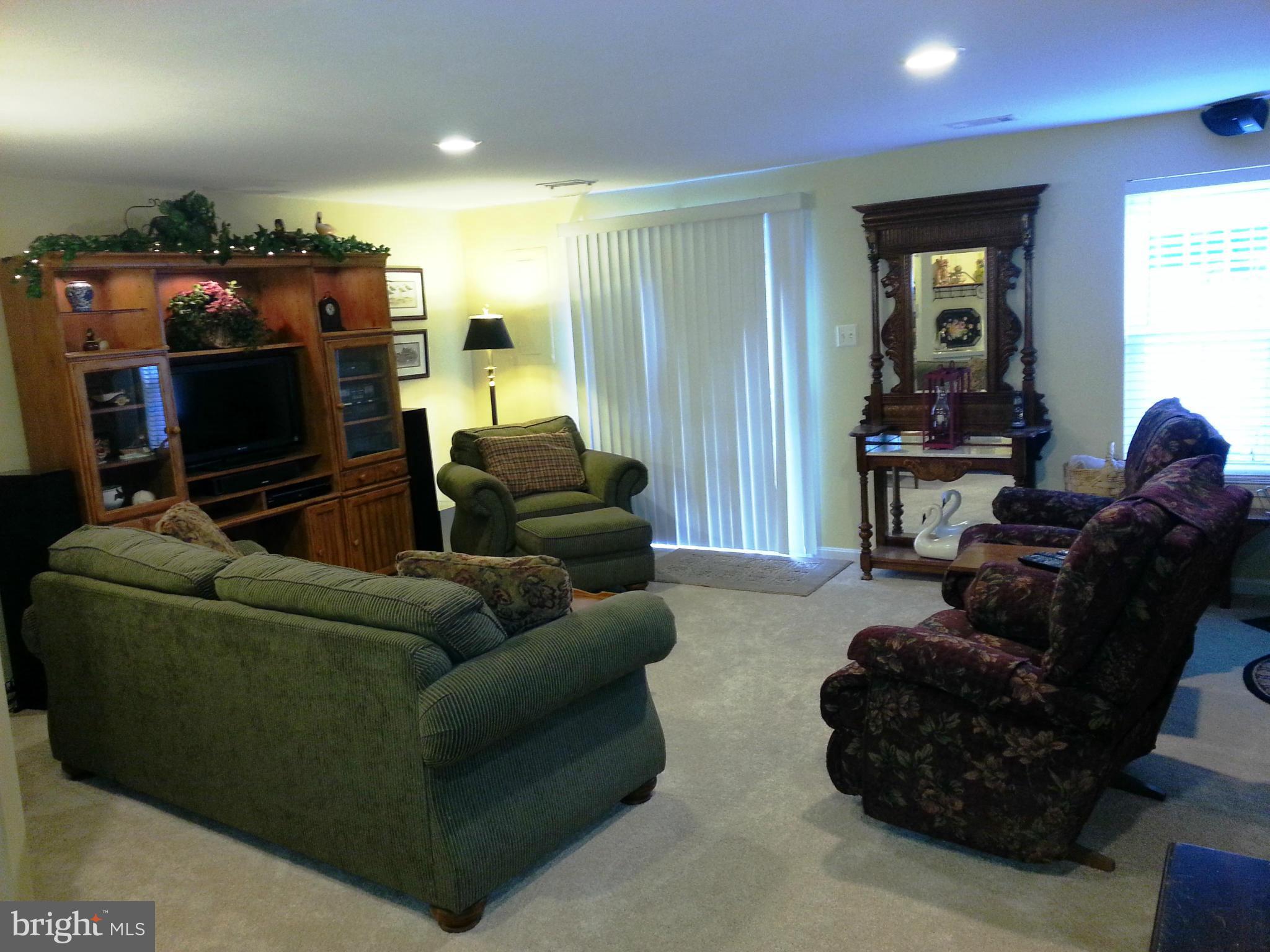 LAKE RIDGE - Residential