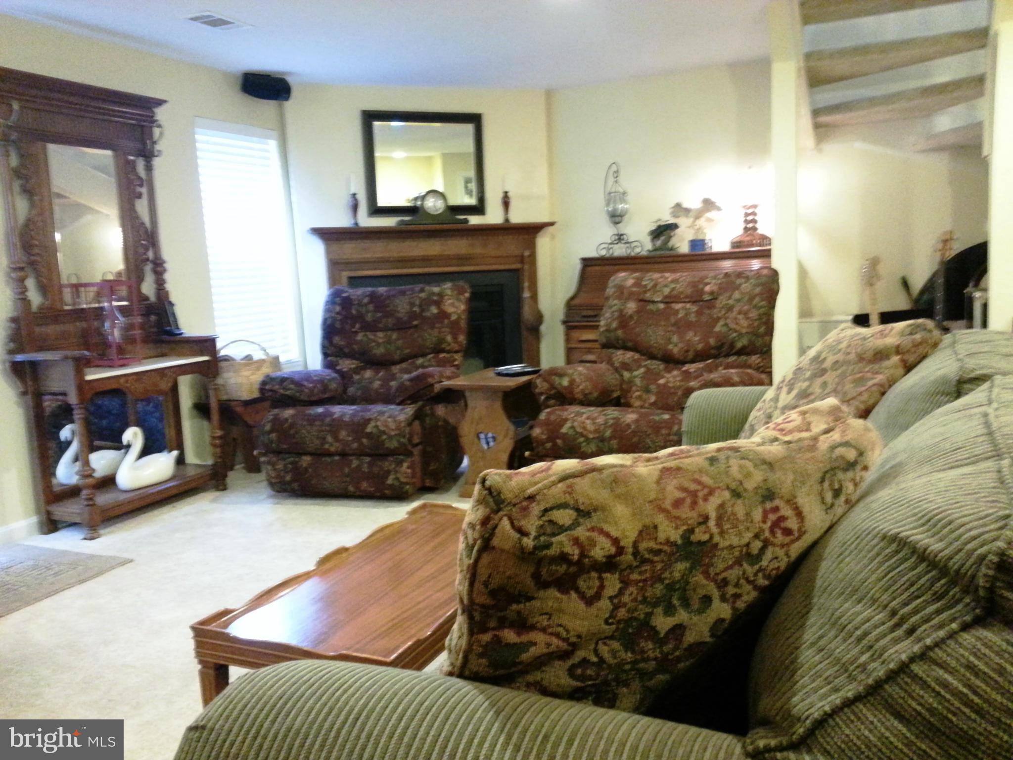 LAKE RIDGE - Residential