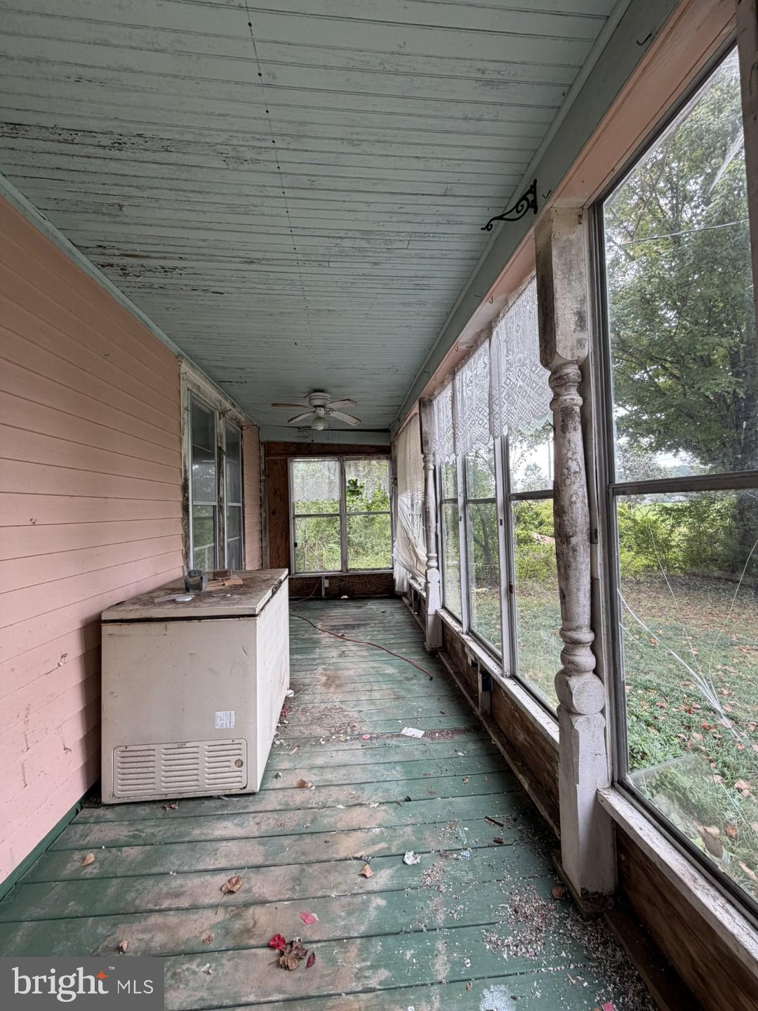 5923 GEORGE ISLAND LANDING ROAD
