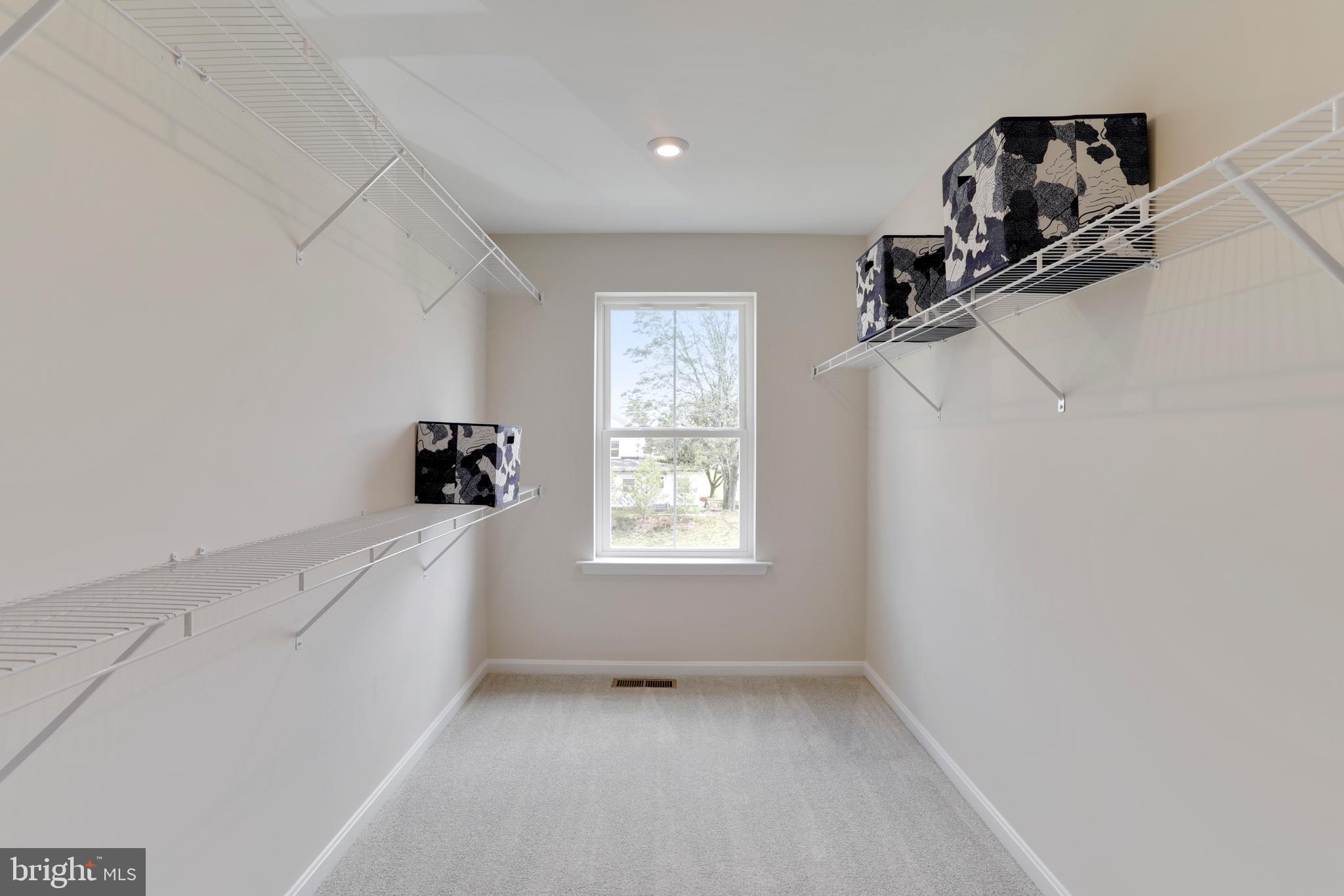 WARM SPRING RIDGE - Residential