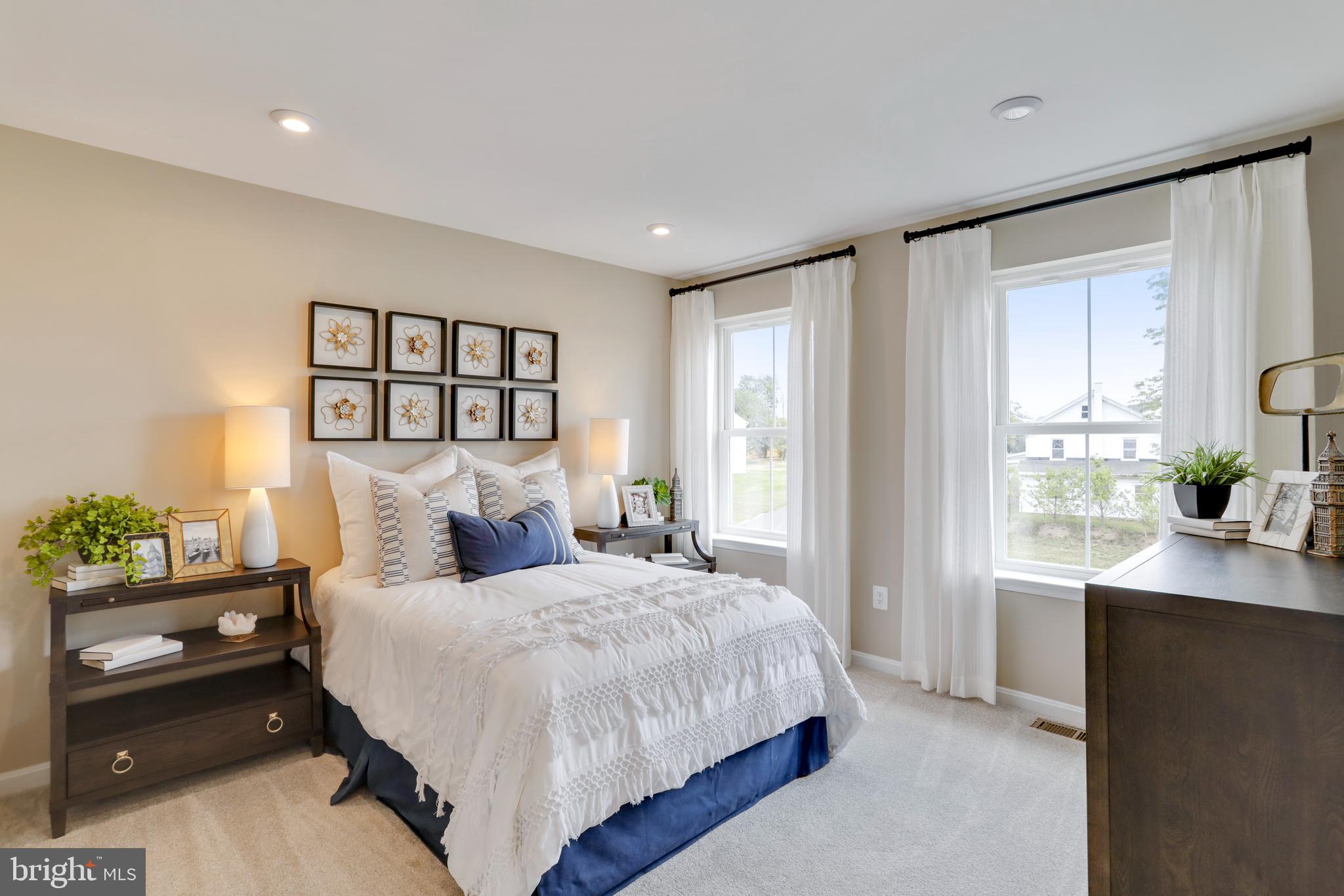 WARM SPRING RIDGE - Residential