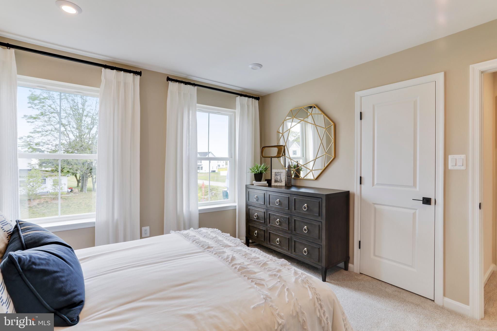 WARM SPRING RIDGE - Residential