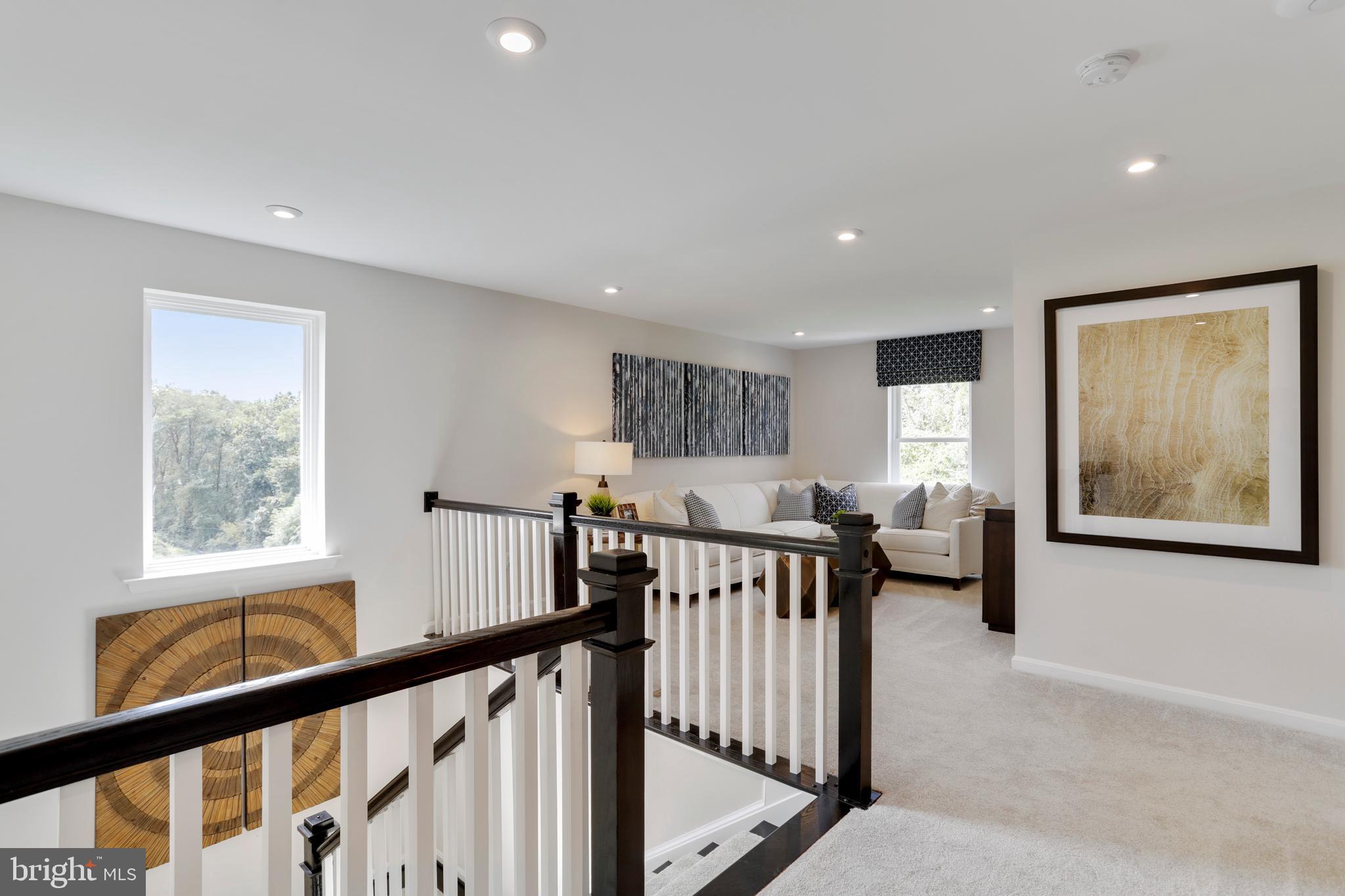 WARM SPRING RIDGE - Residential