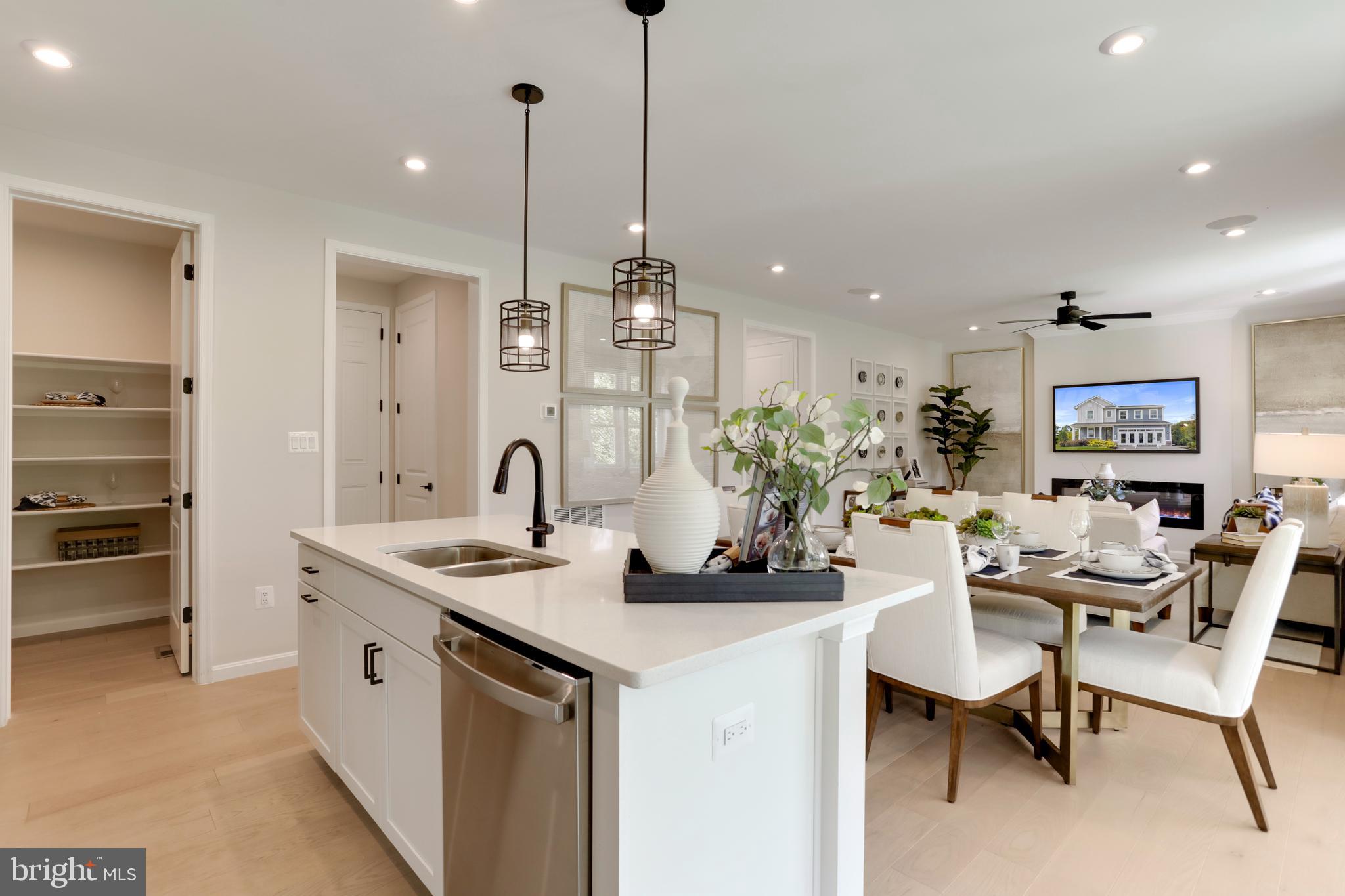 WARM SPRING RIDGE - Residential