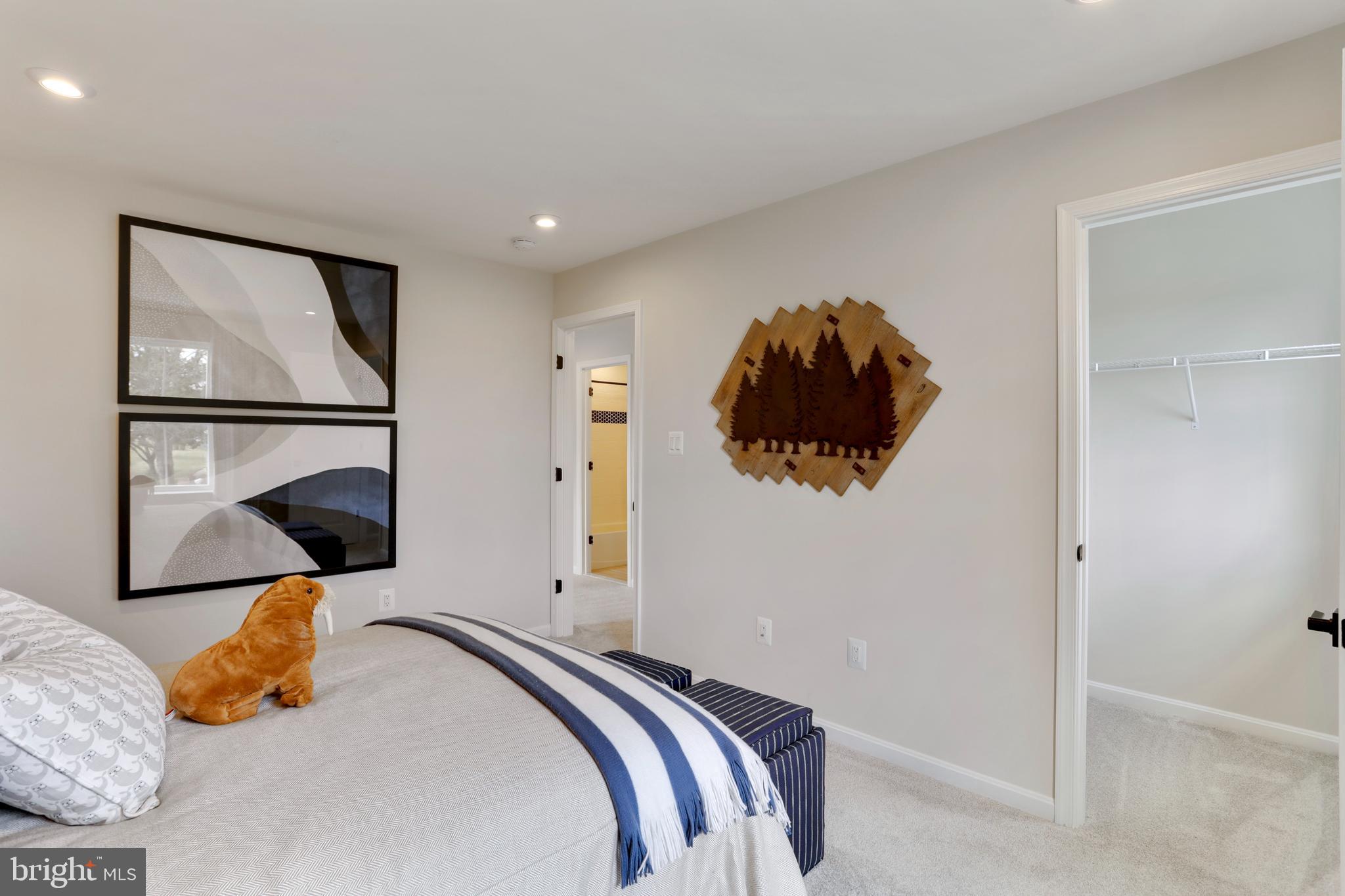 WARM SPRING RIDGE - Residential