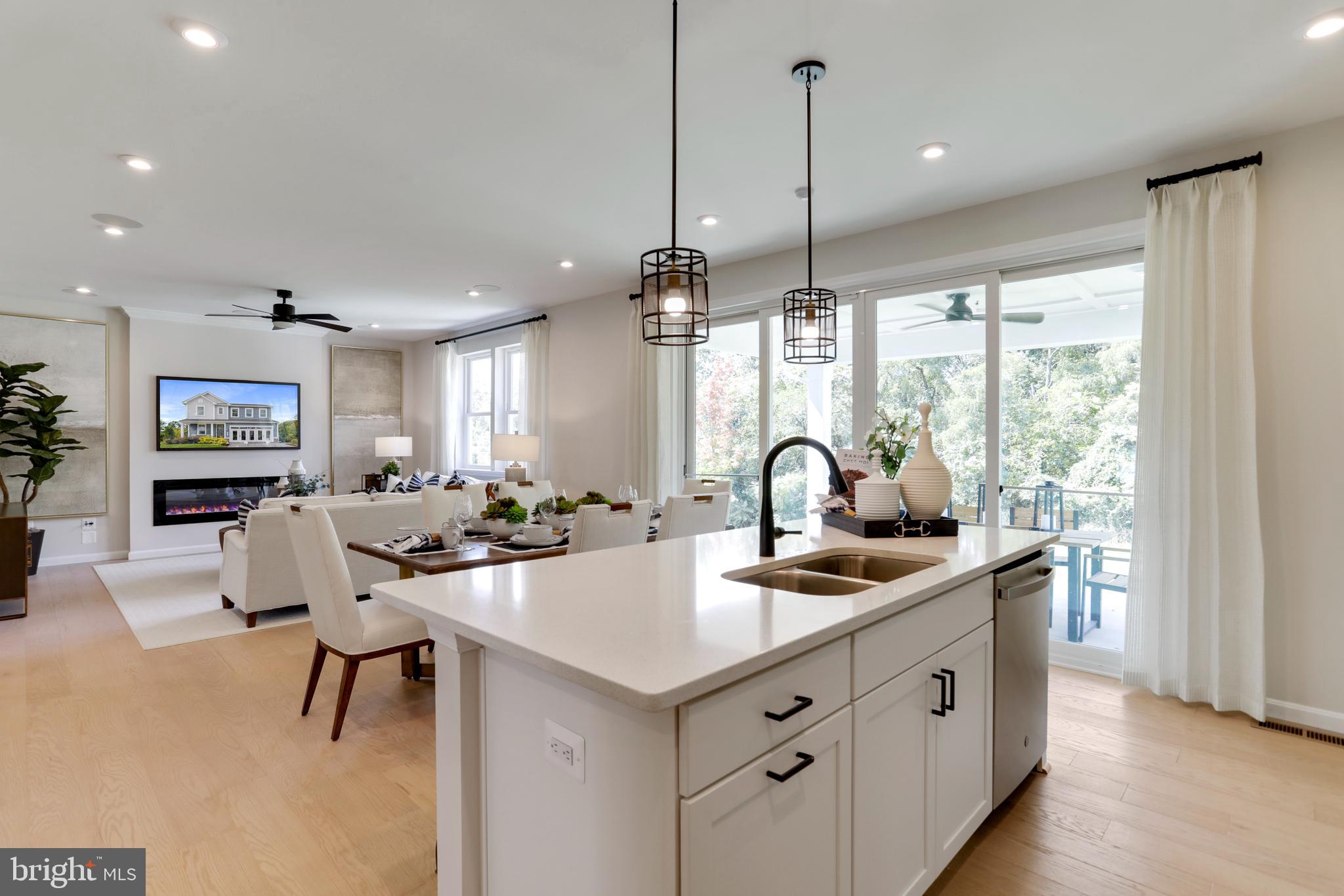 WARM SPRING RIDGE - Residential