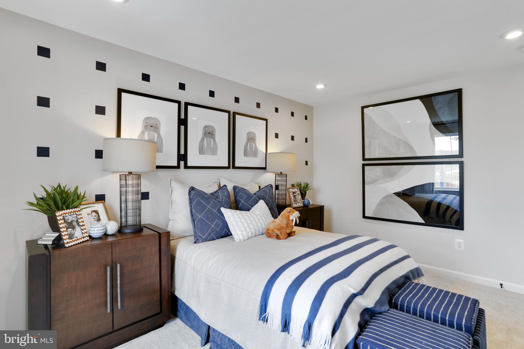 WARM SPRING RIDGE - Residential