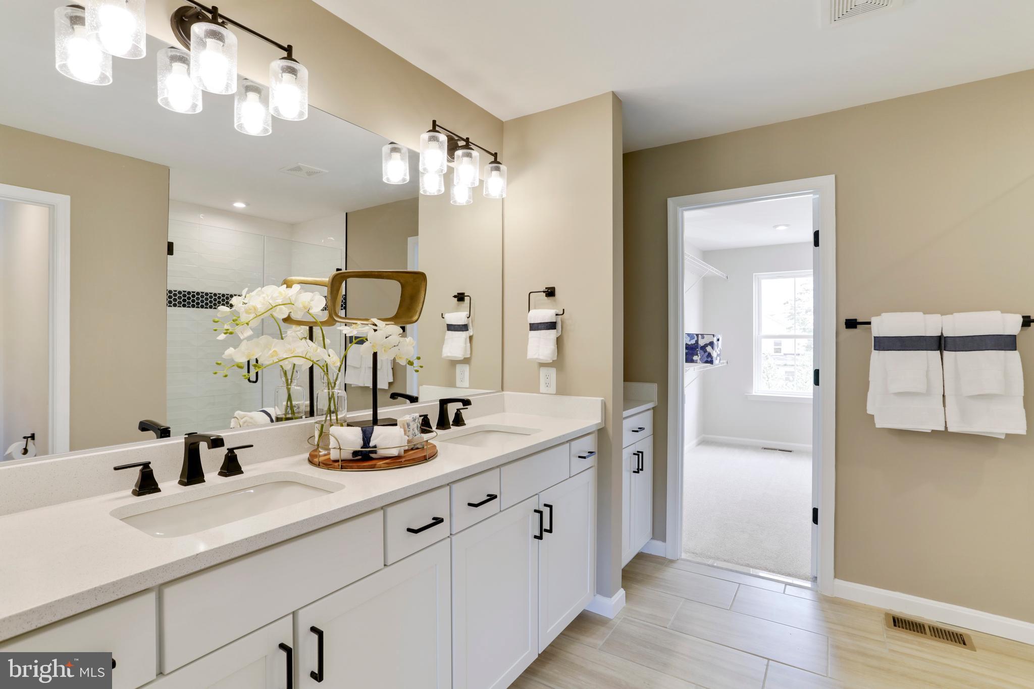 WARM SPRING RIDGE - Residential