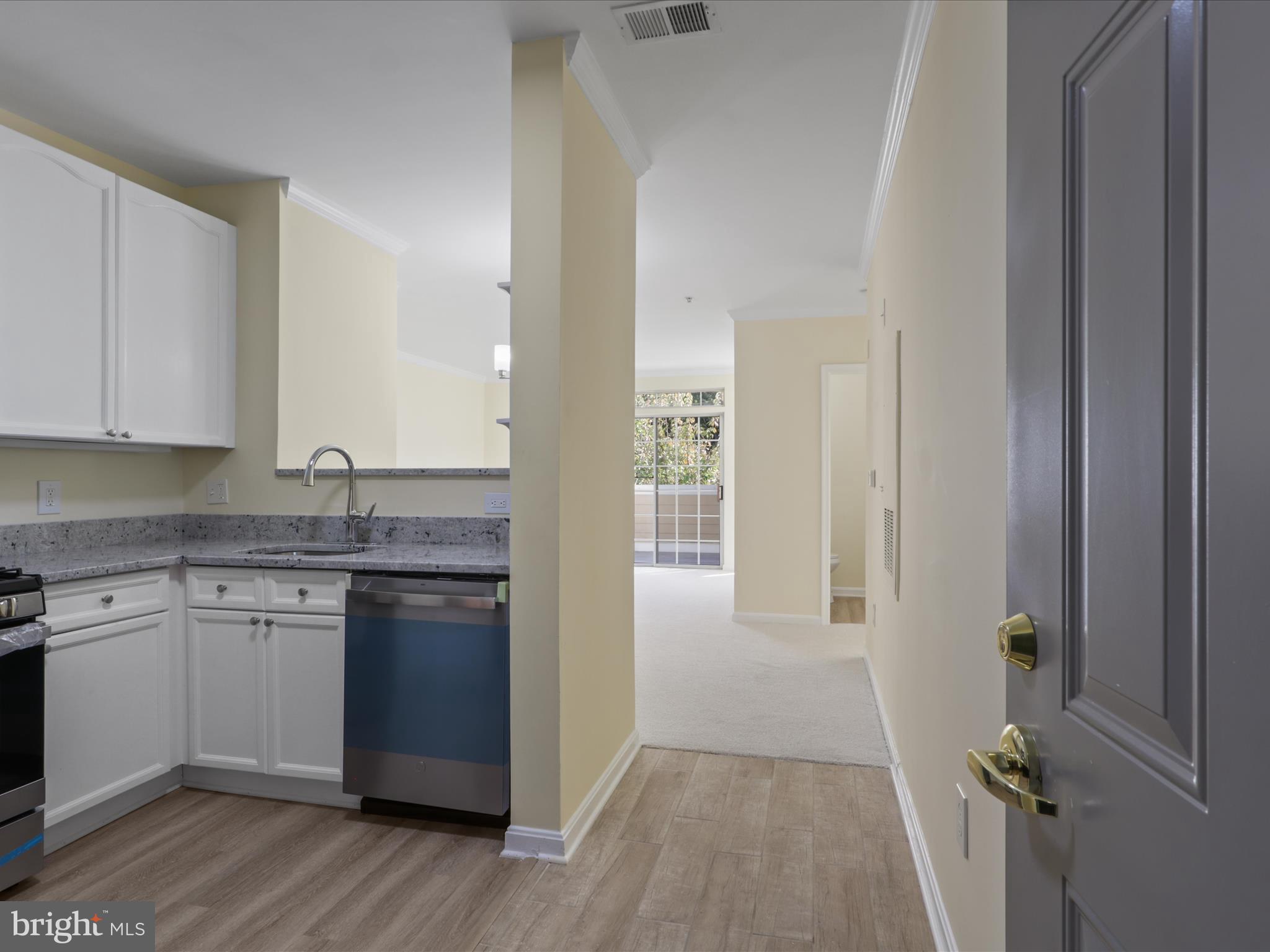 2711 BELLFOREST COURT 201