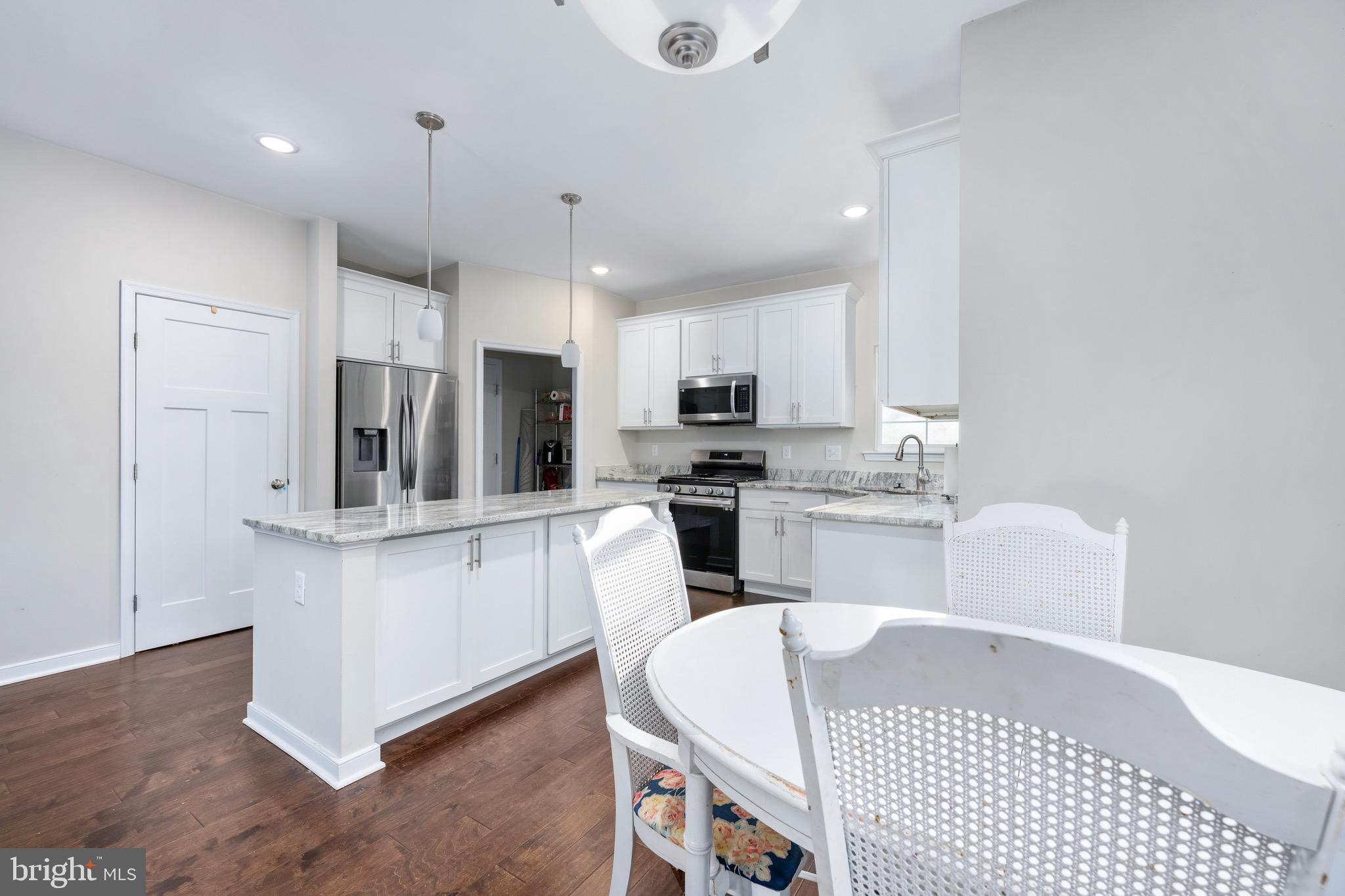 LAKE OF THE WOODS - Residential