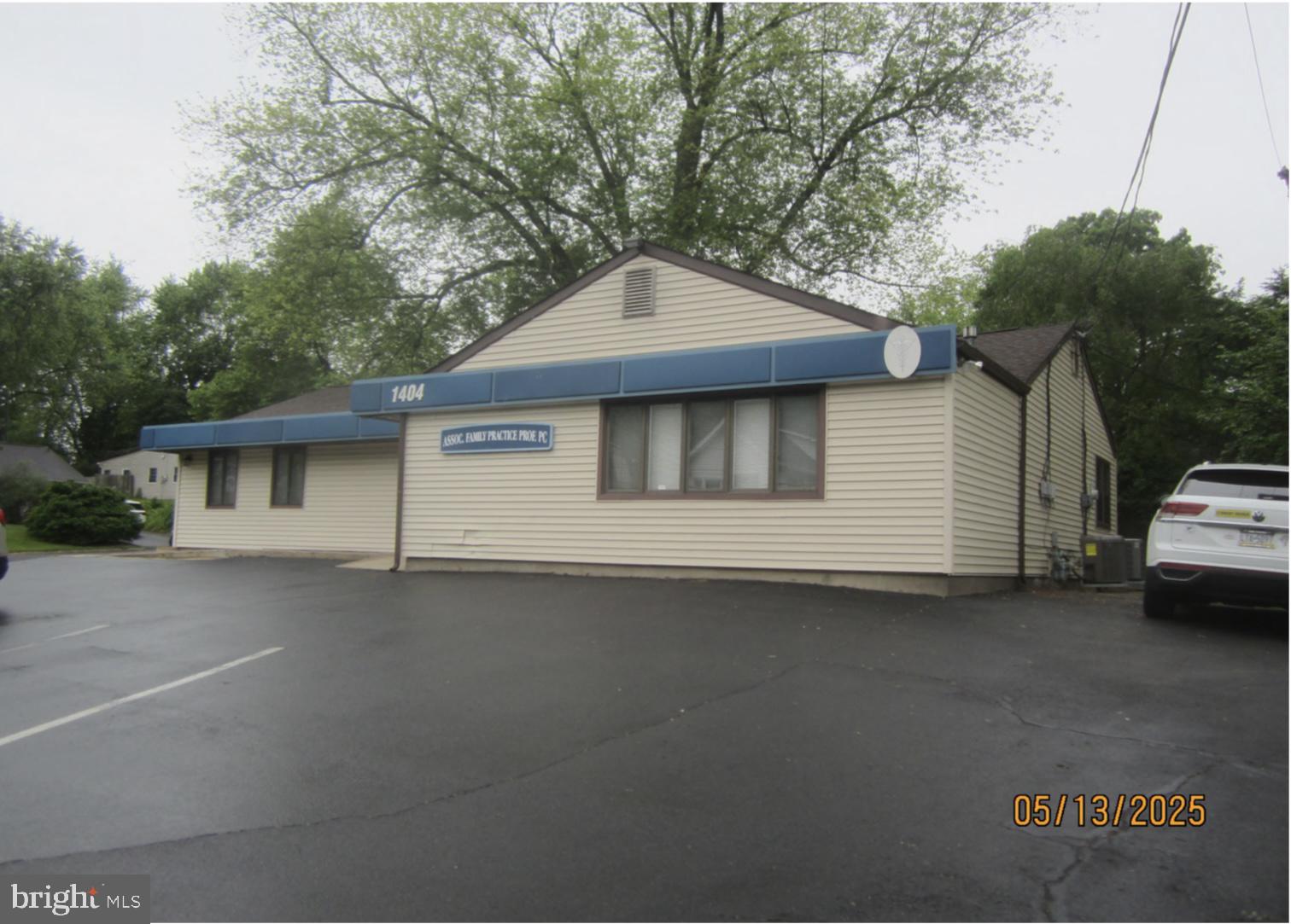 FEASTERVILLE - Residential