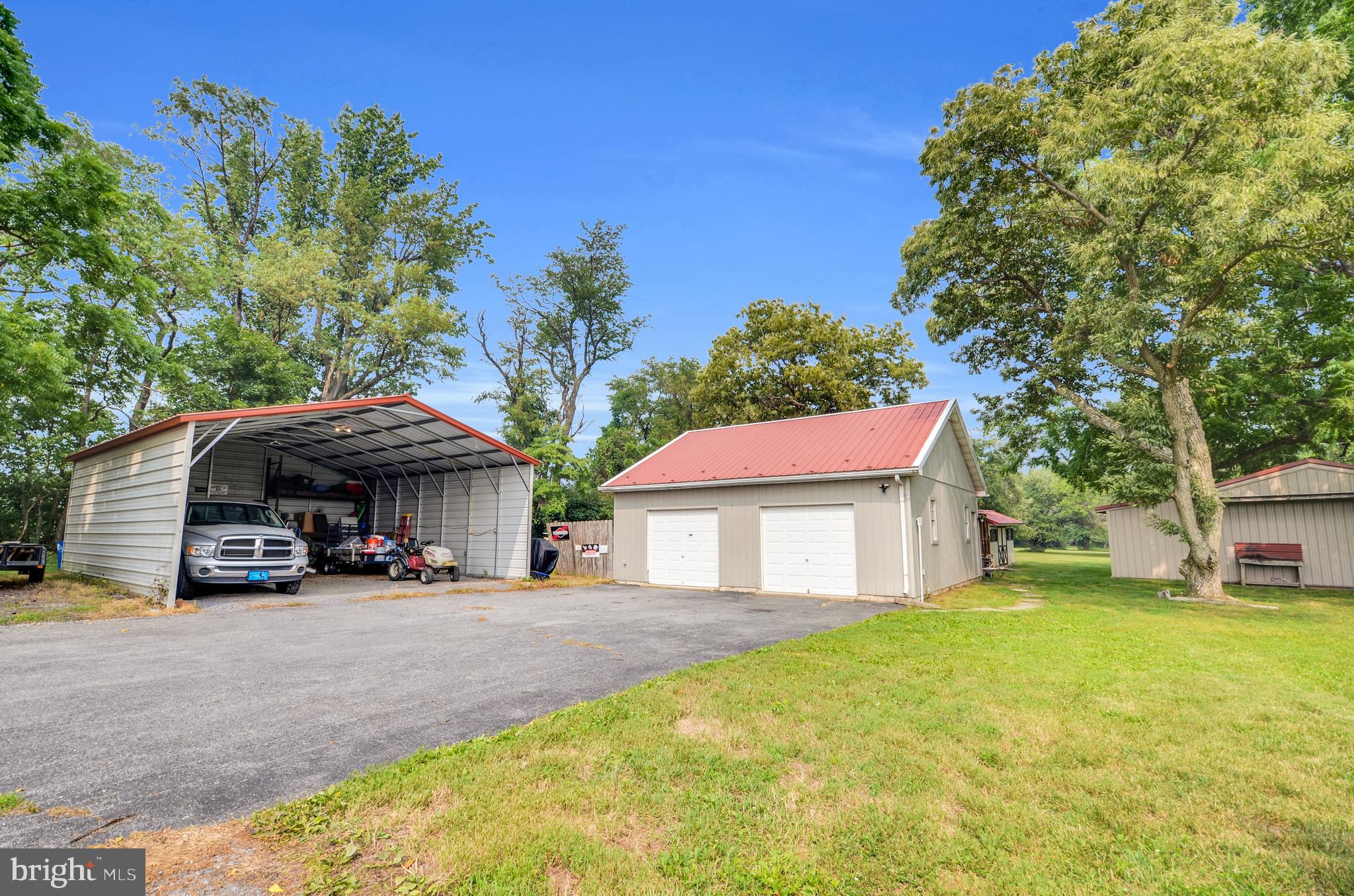 3390 MOUNTAIN ROAD