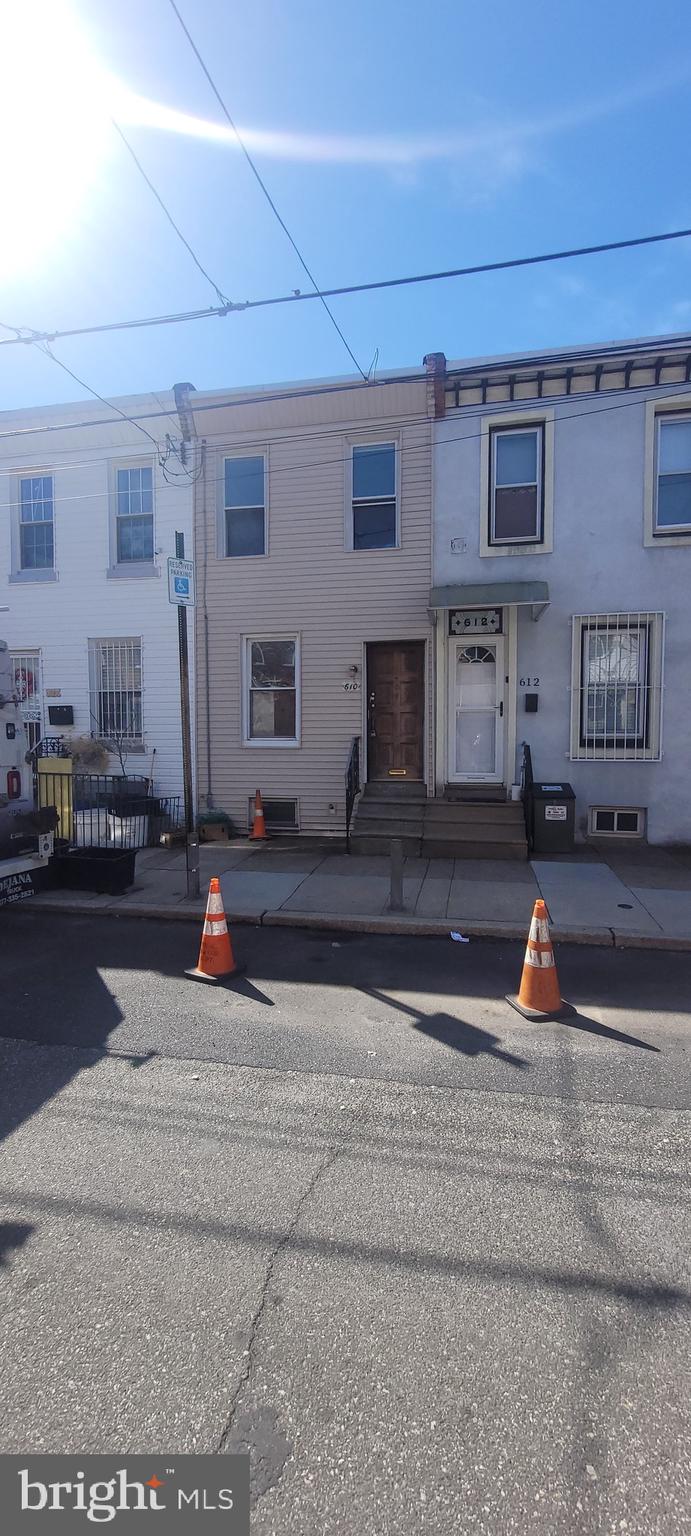 Investors/Contractors let this be your next project. Property has been completely gutted and is ready for renovation . Located in the Dickinson square neighborhood of So Philadelphia, close walking distance to Bok , East Passyunk .