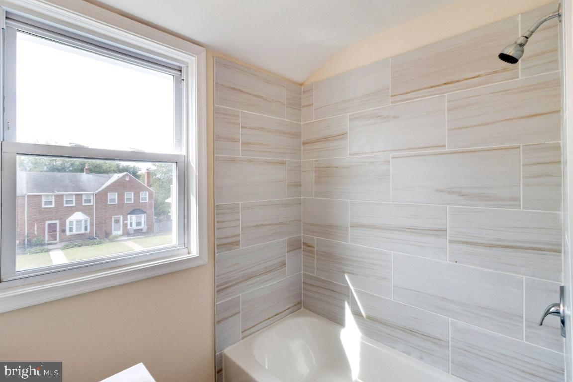 TOWSON - Residential