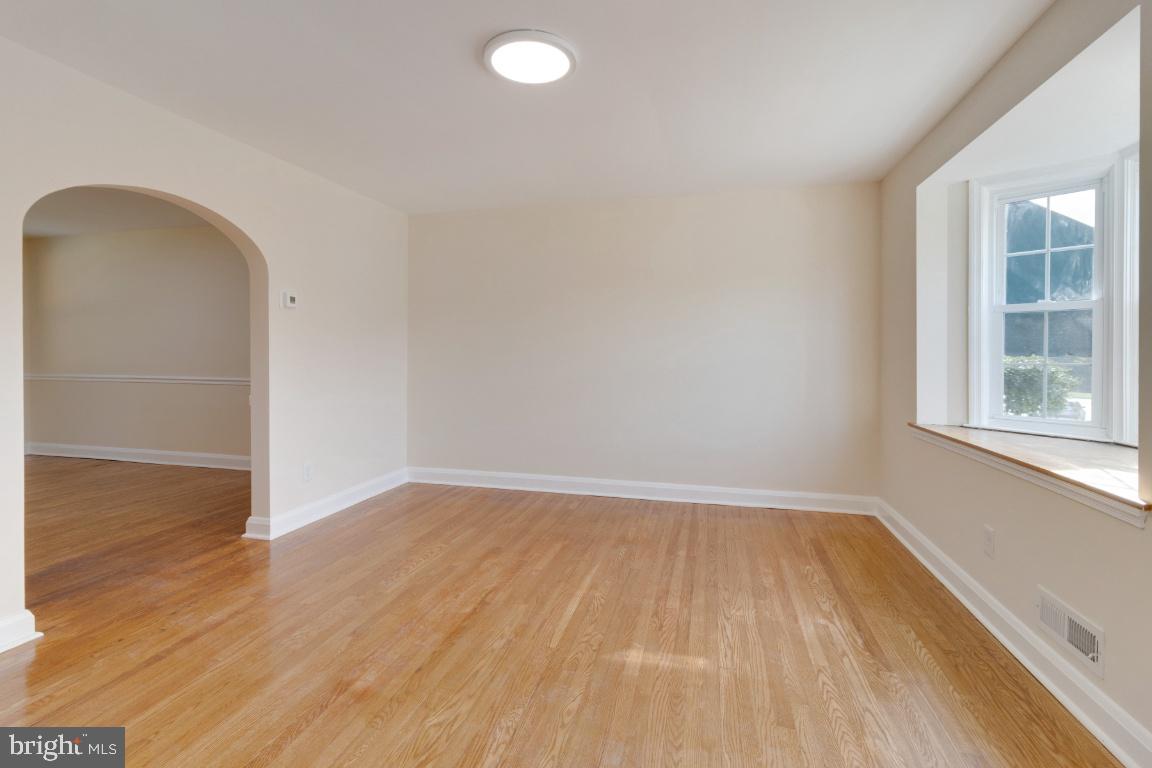 TOWSON - Residential