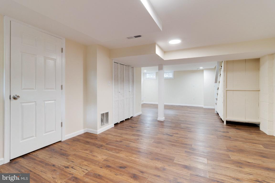 TOWSON - Residential