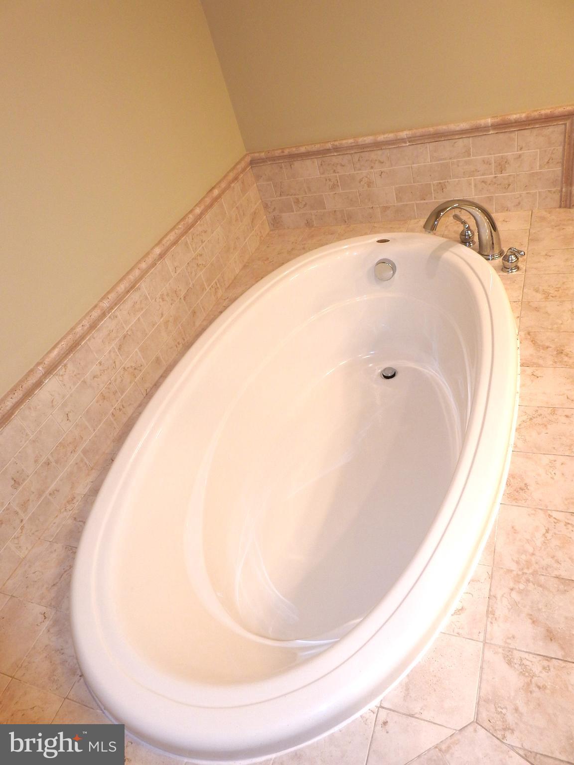 REGENTS PARK - Residential