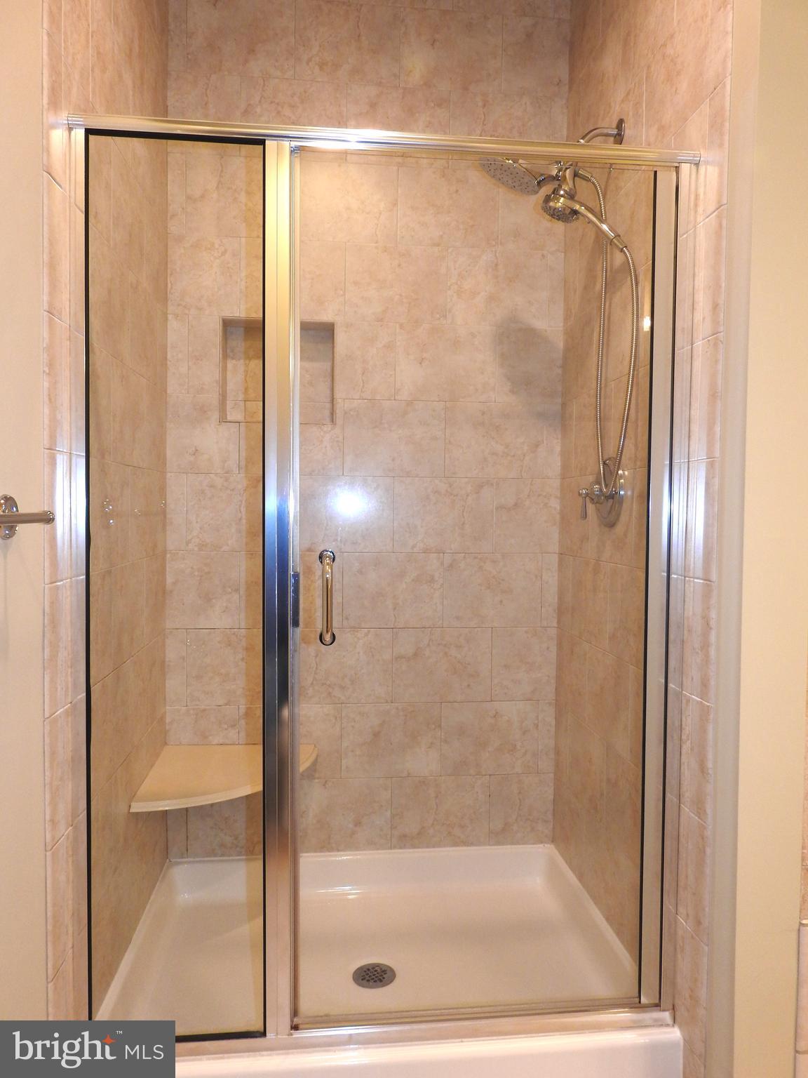 REGENTS PARK - Residential