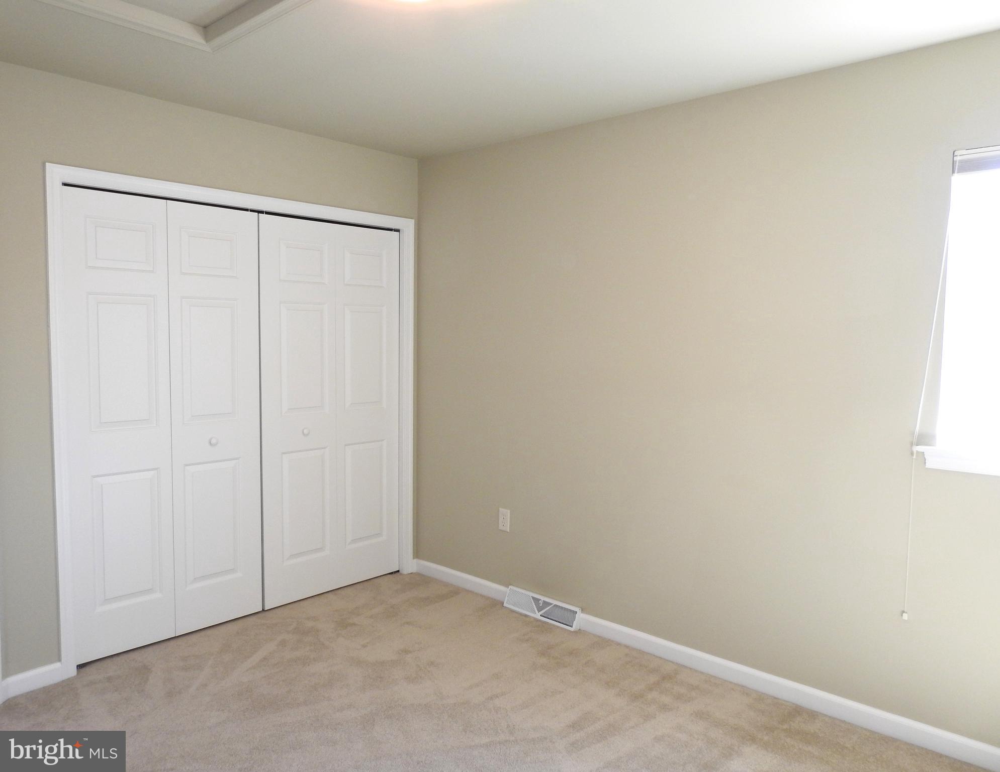 REGENTS PARK - Residential