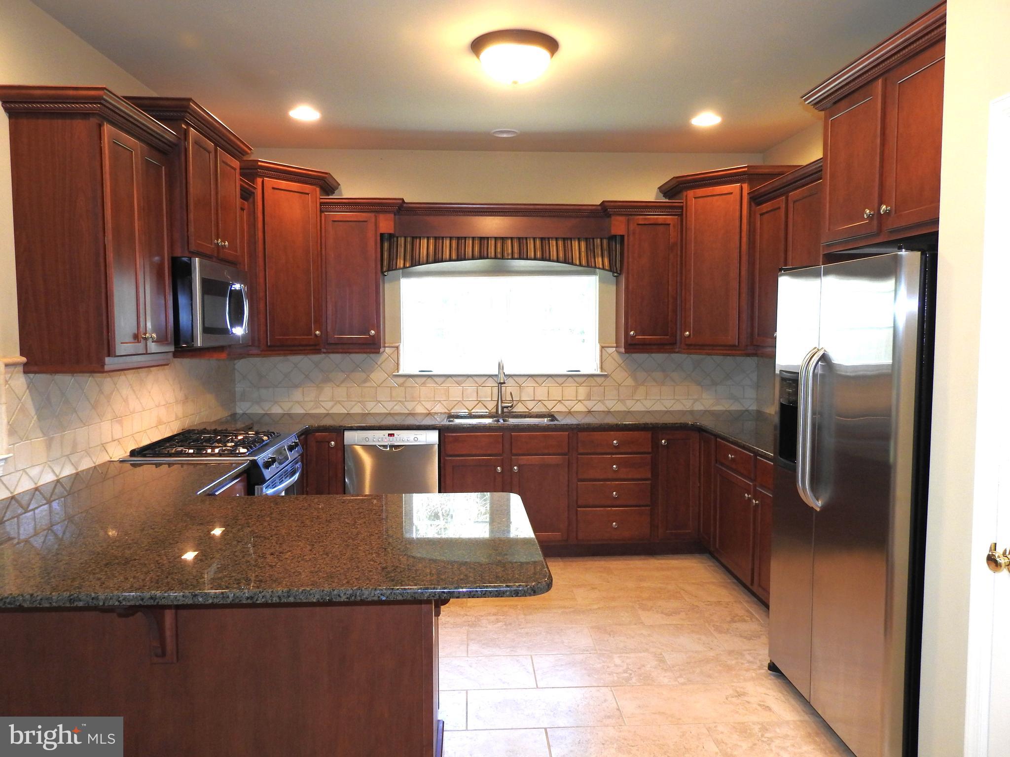 1807 SERENE WAY
