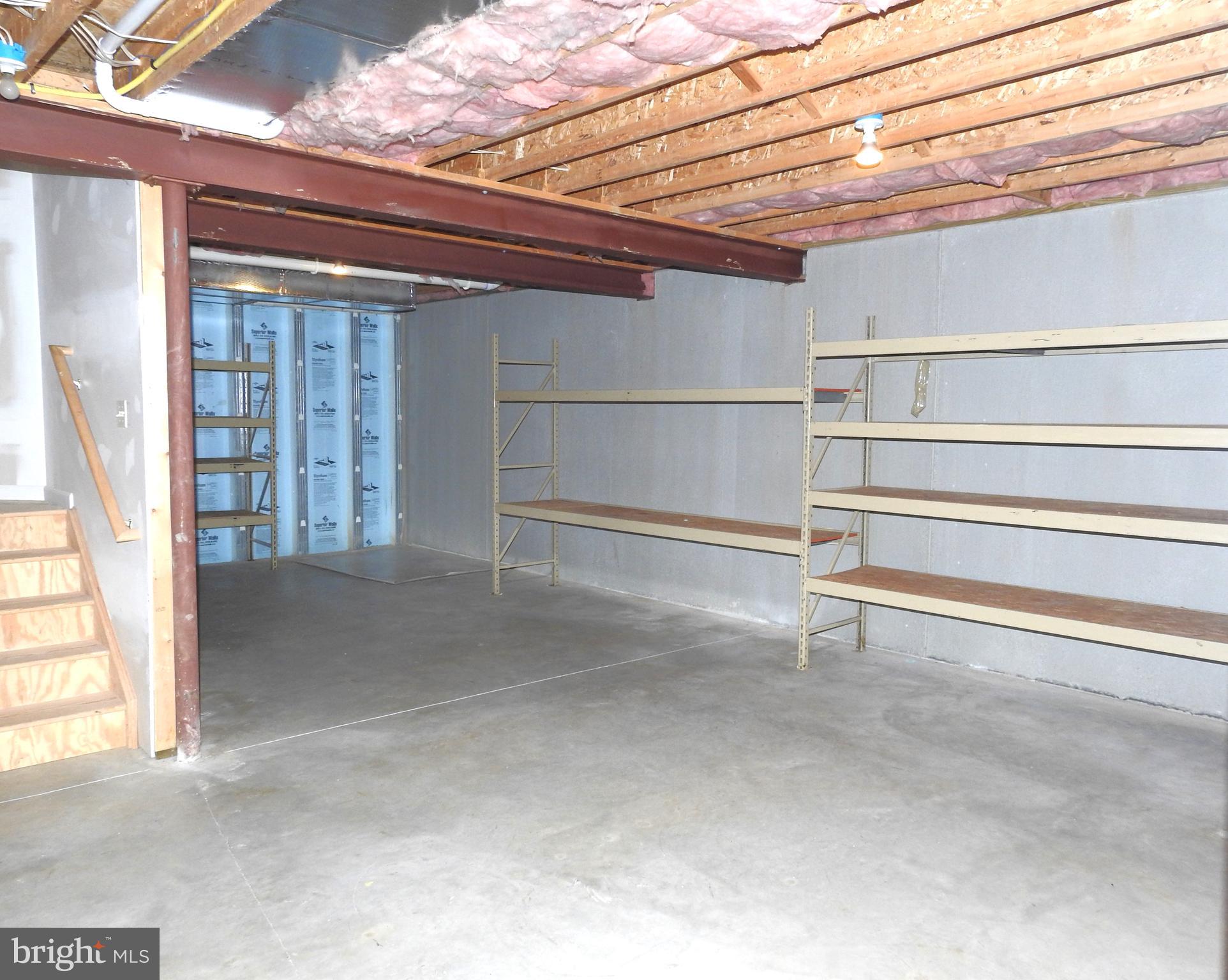 REGENTS PARK - Residential