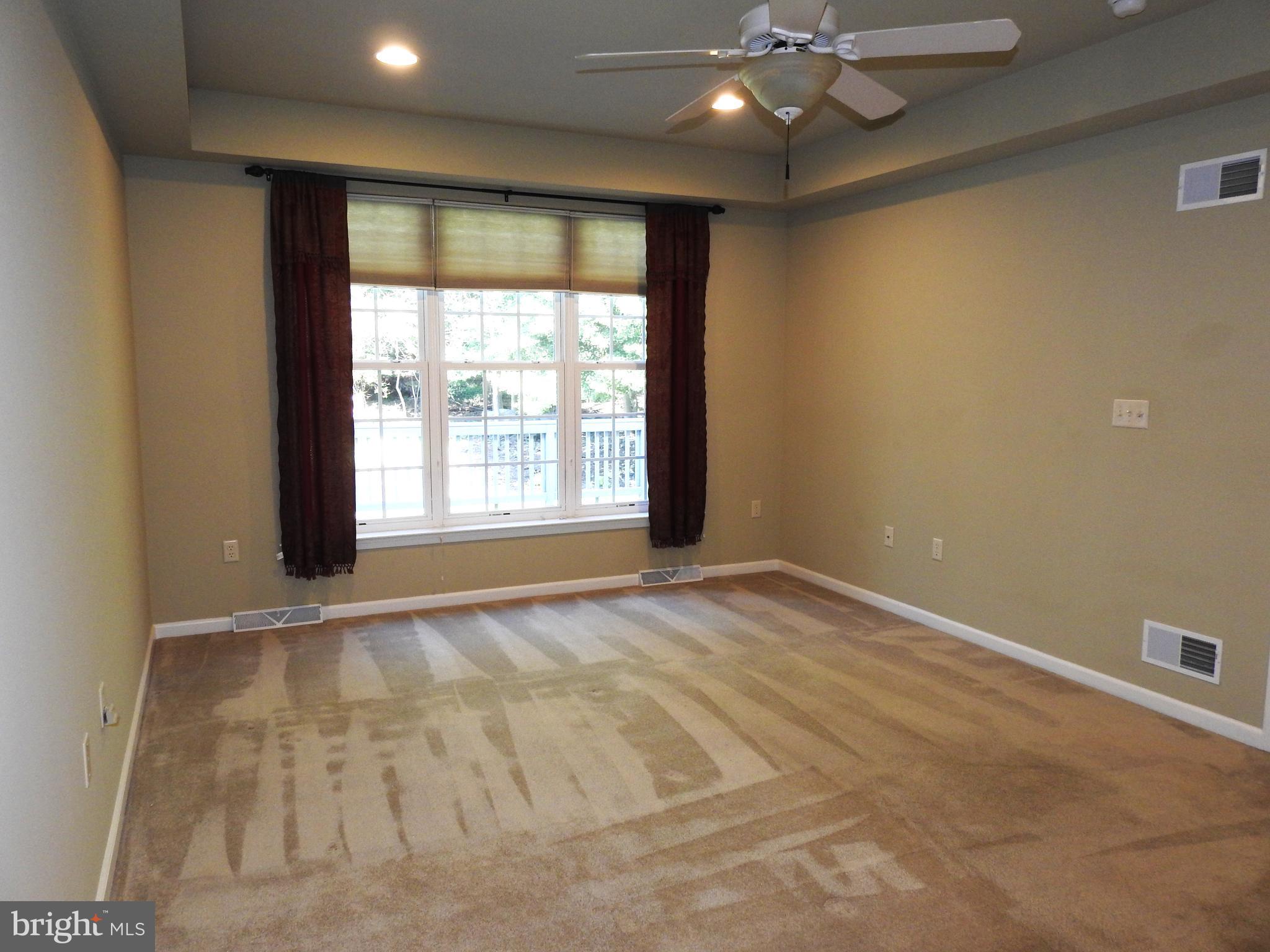 REGENTS PARK - Residential