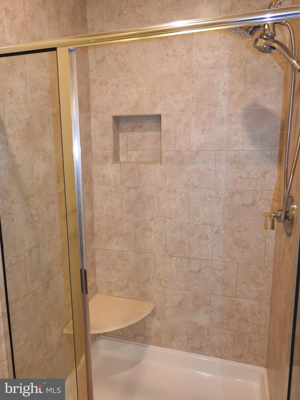 REGENTS PARK - Residential