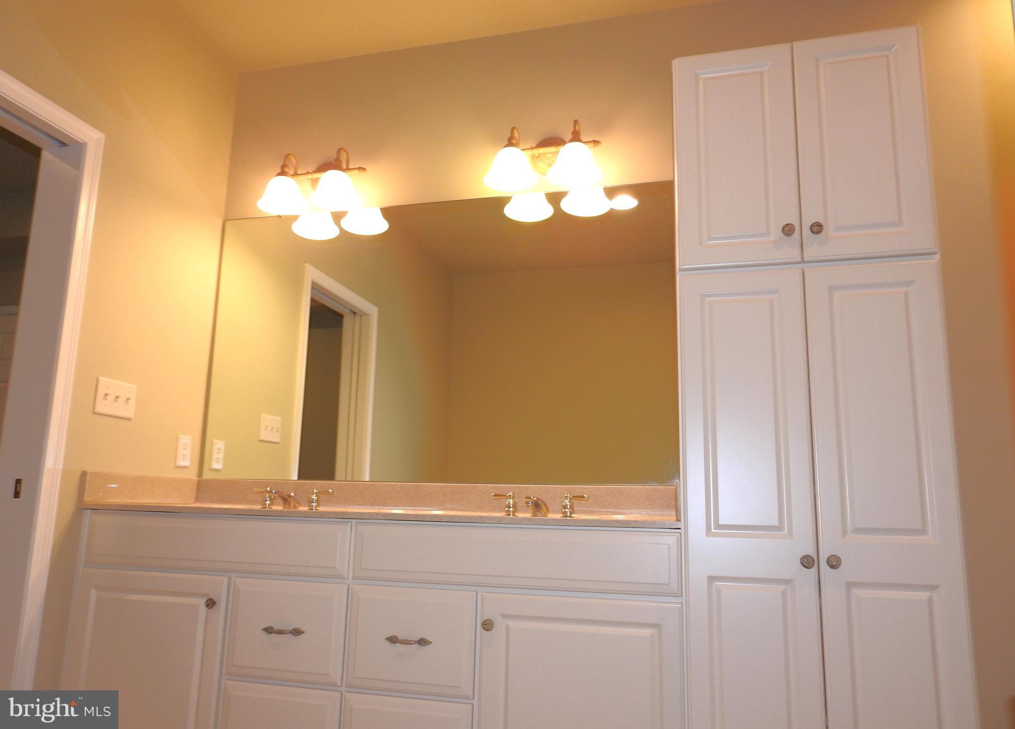 REGENTS PARK - Residential