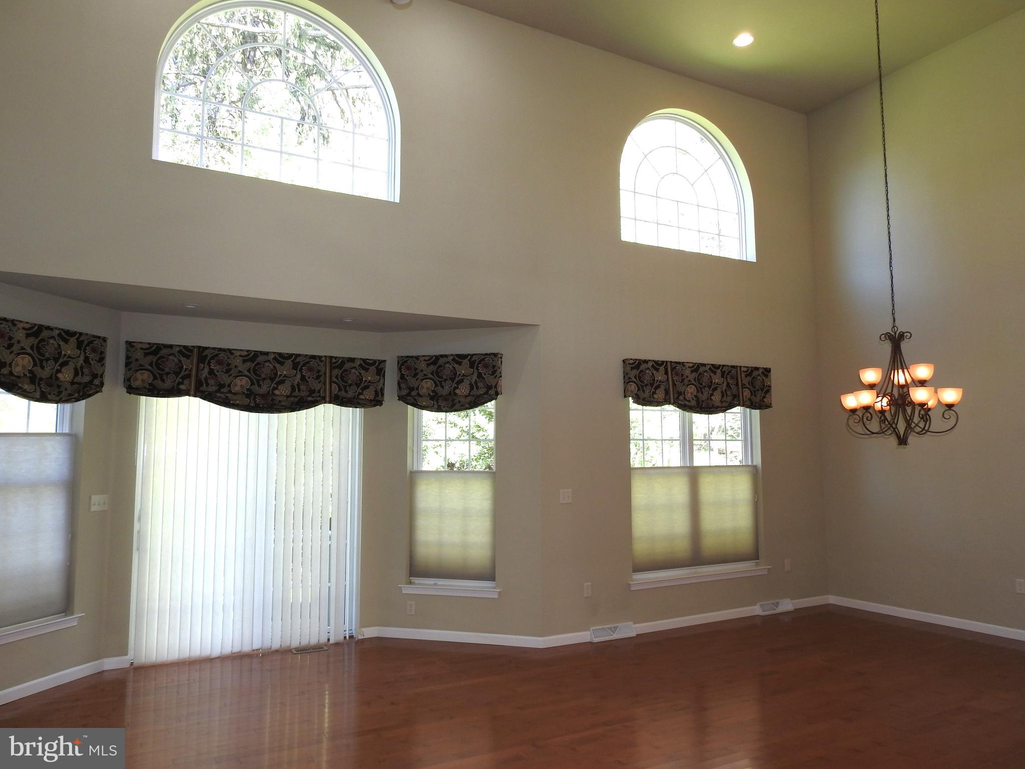 REGENTS PARK - Residential