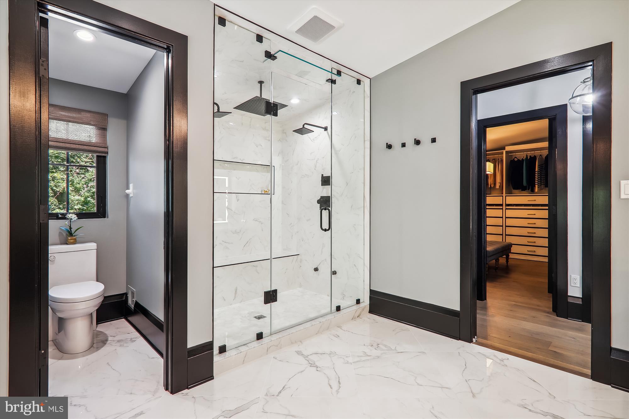 BANNOCKBURN ESTATES - Residential