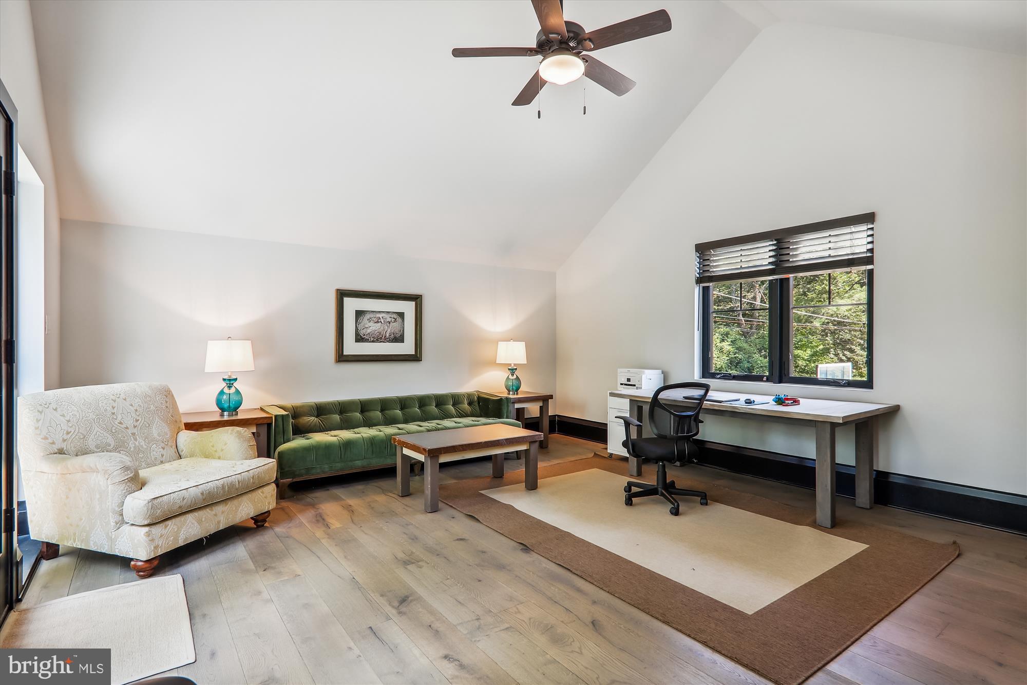 BANNOCKBURN ESTATES - Residential