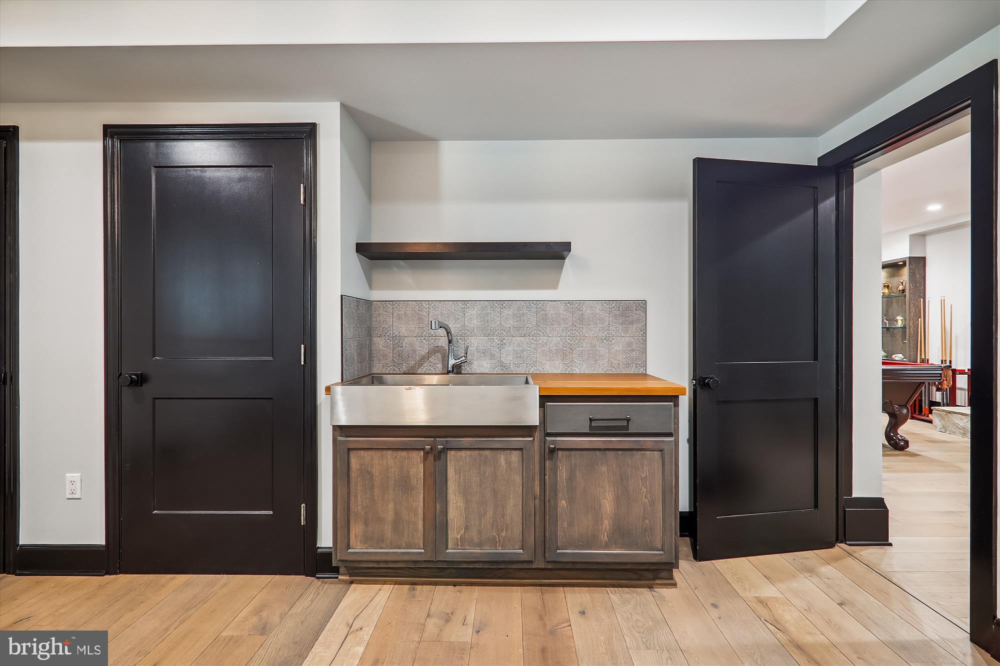 BANNOCKBURN ESTATES - Residential