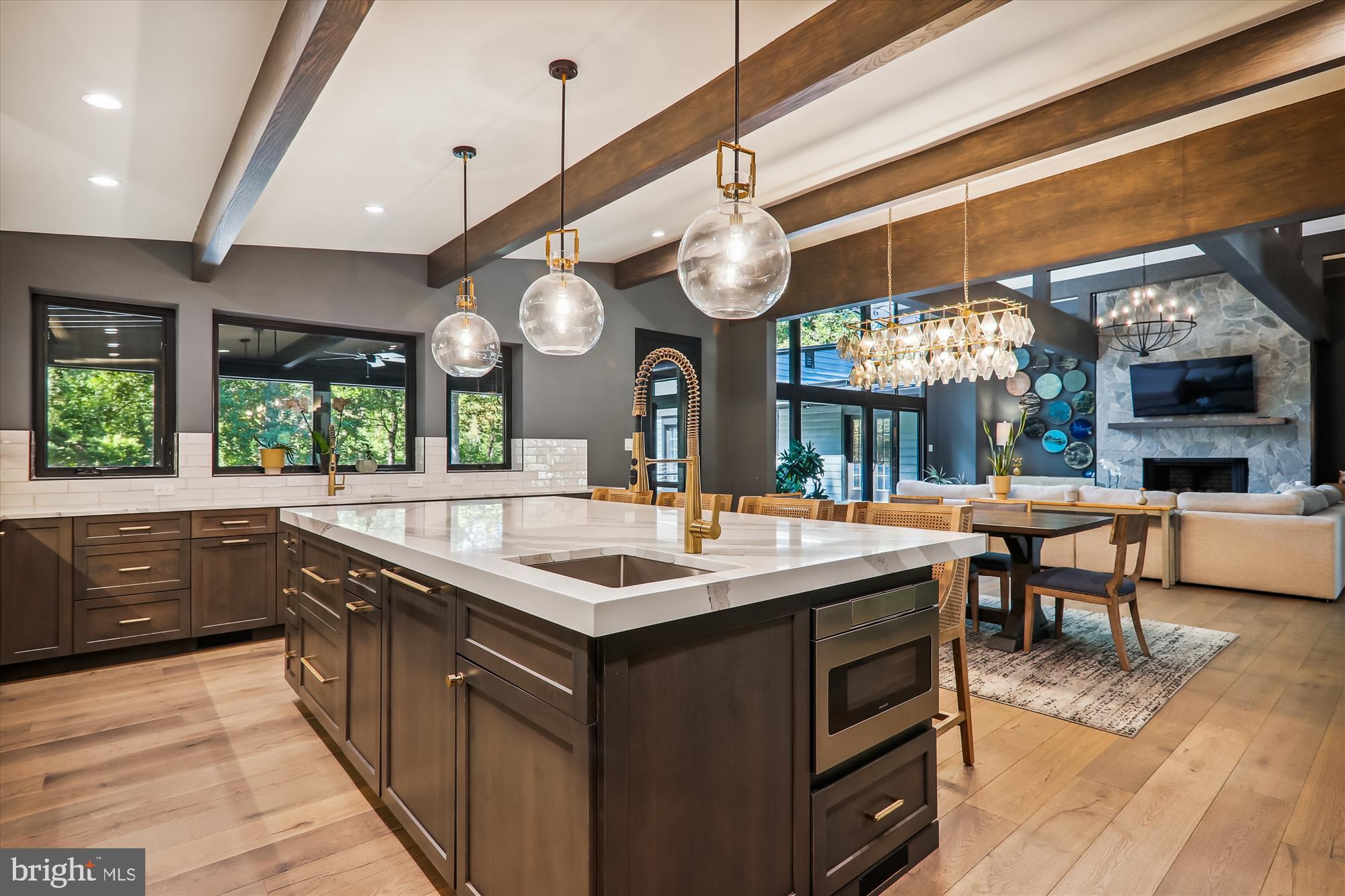 BANNOCKBURN ESTATES - Residential