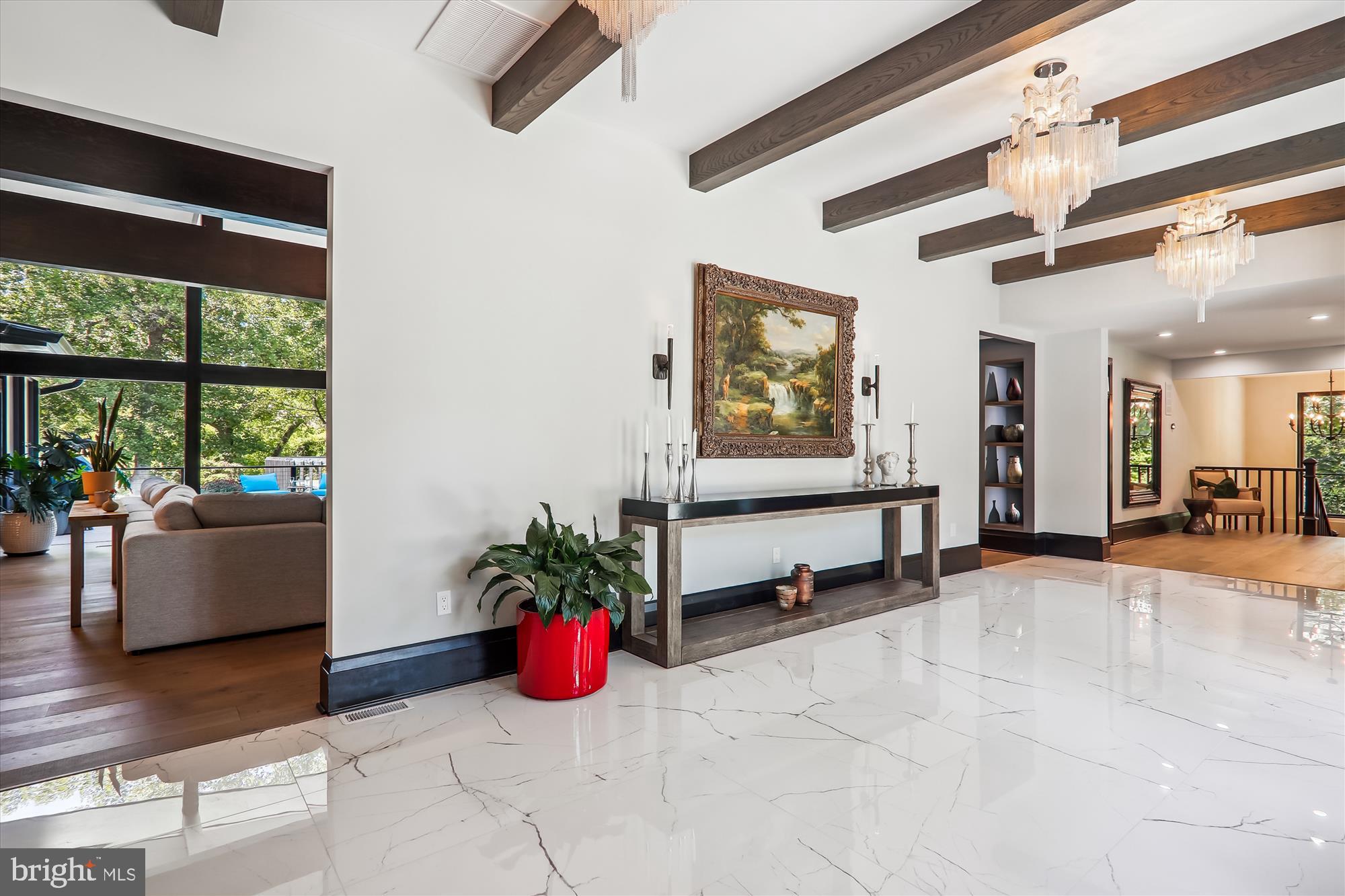 BANNOCKBURN ESTATES - Residential