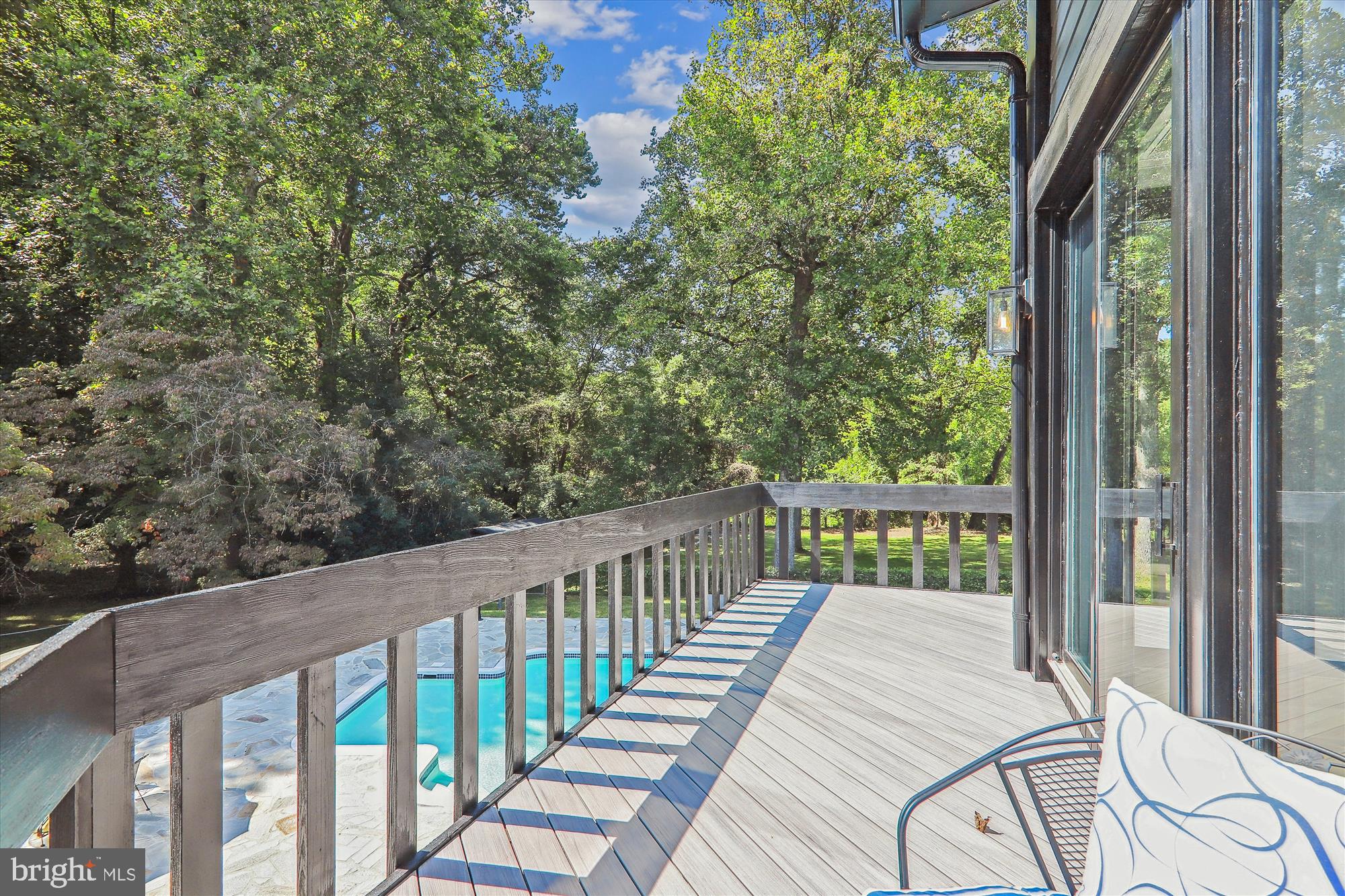 BANNOCKBURN ESTATES - Residential