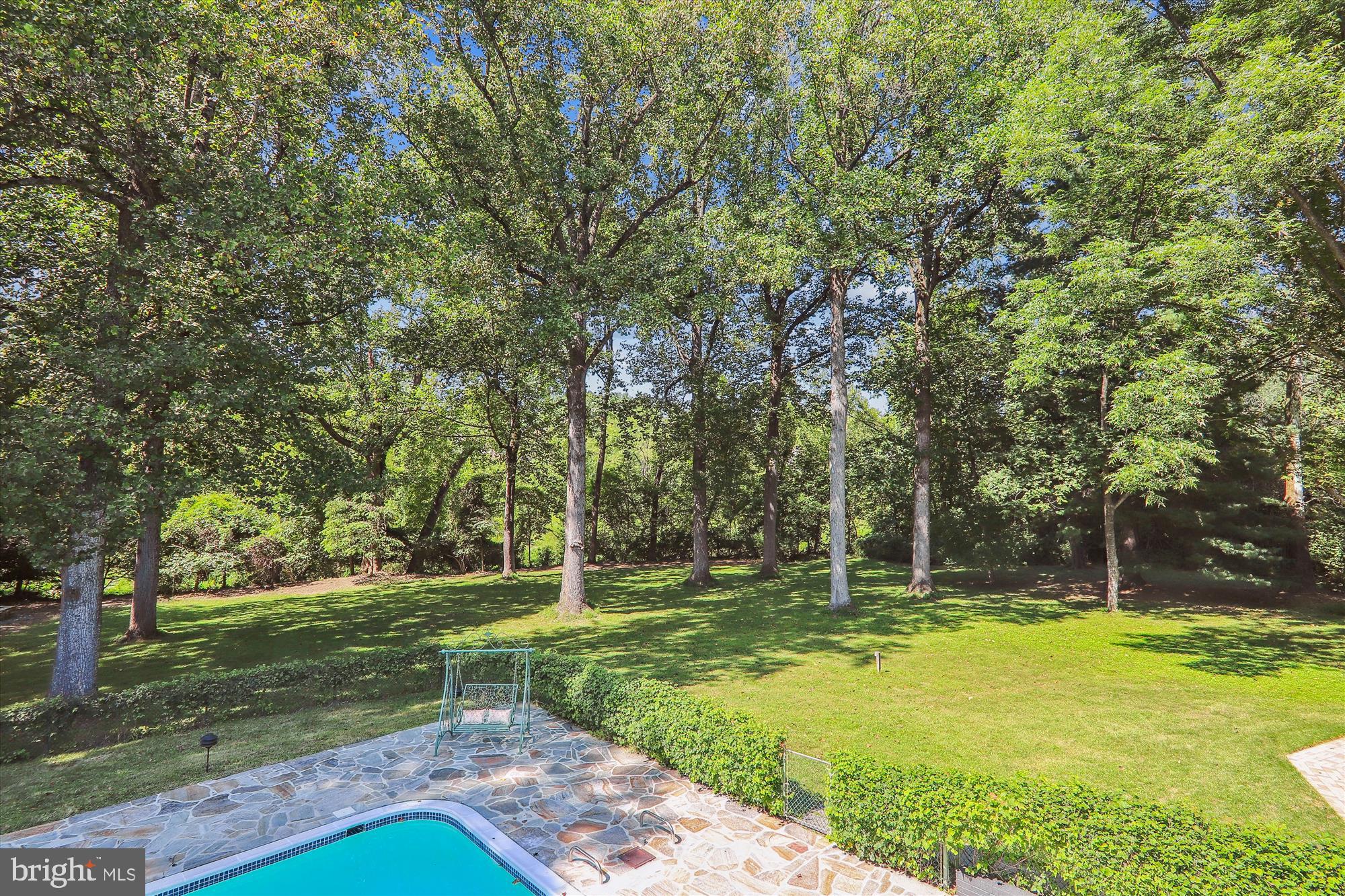 BANNOCKBURN ESTATES - Residential