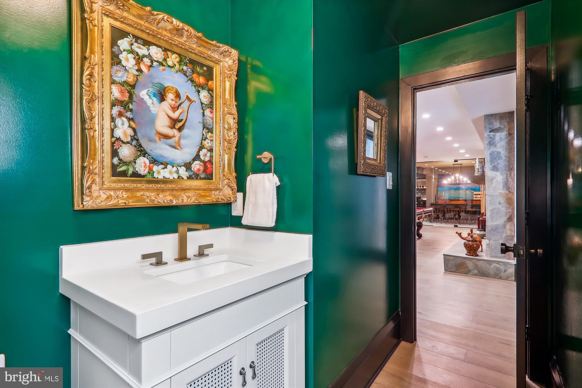 BANNOCKBURN ESTATES - Residential