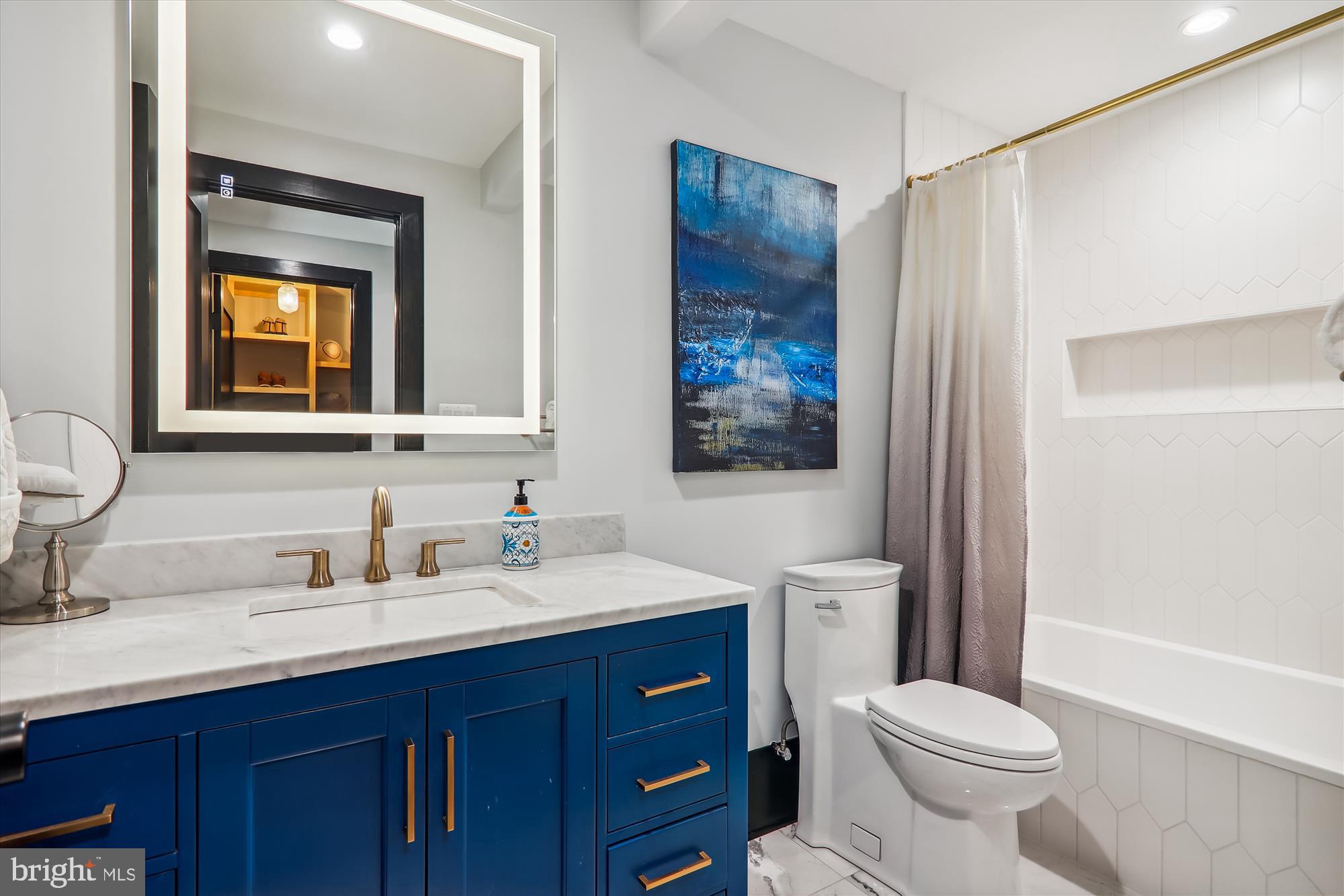 BANNOCKBURN ESTATES - Residential