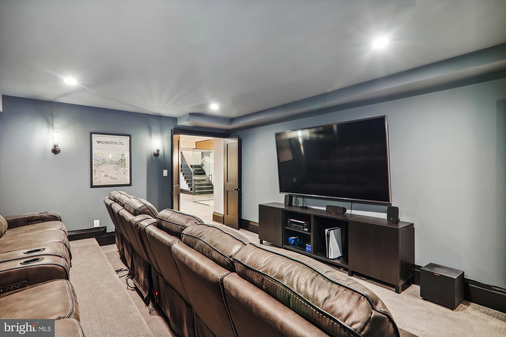 BANNOCKBURN ESTATES - Residential