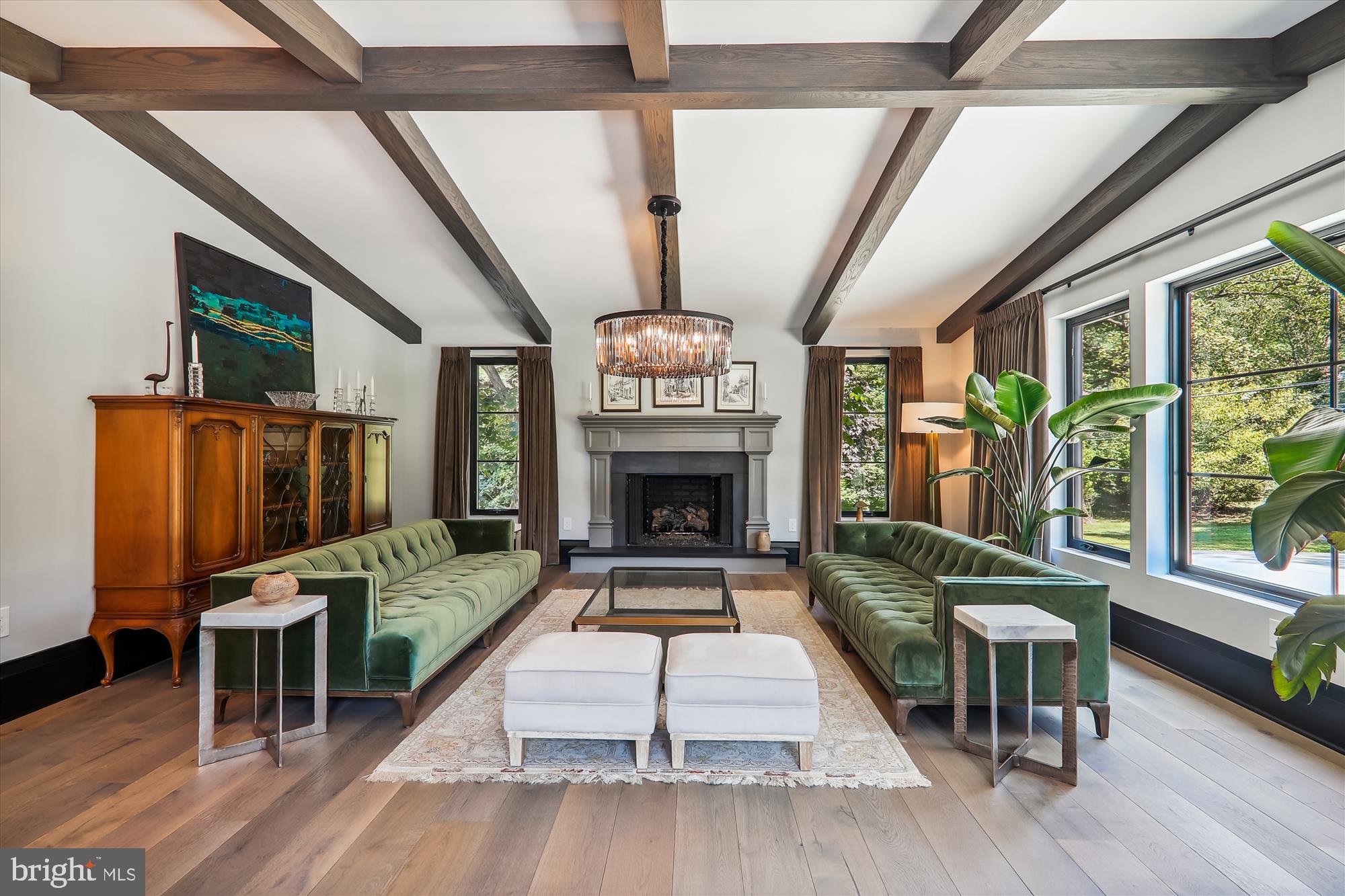 BANNOCKBURN ESTATES - Residential